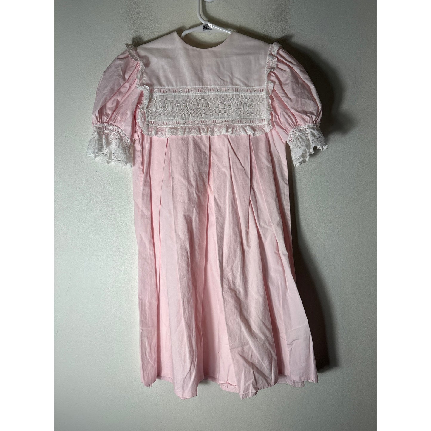 GIrls Vintage Ance K Pink Dress with White Smocked Collar and lace Sz 5