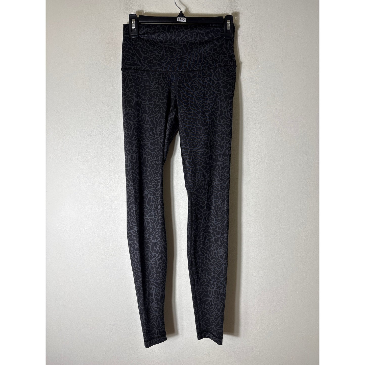 Lululemon Black Floral Print Athletic Leggings Sz 6