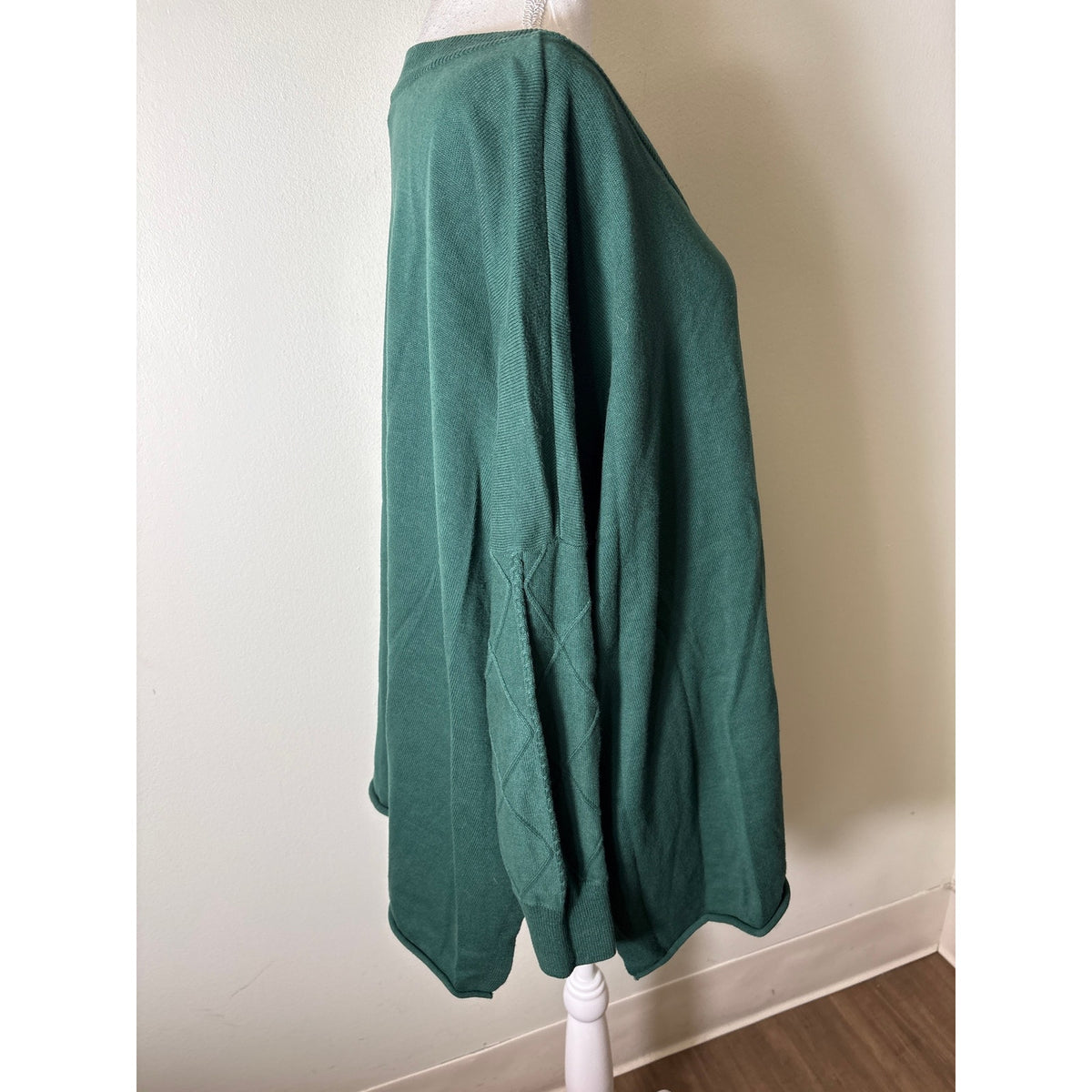 Cynthia Ashby Green Crewneck Oversized Pullover Sweater Sz OS
