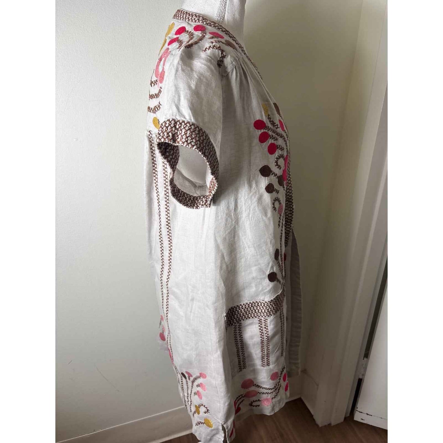 Johnny Was Gray Brown Floral Embroidered Short Sleeve Knee Length Dress Sz S