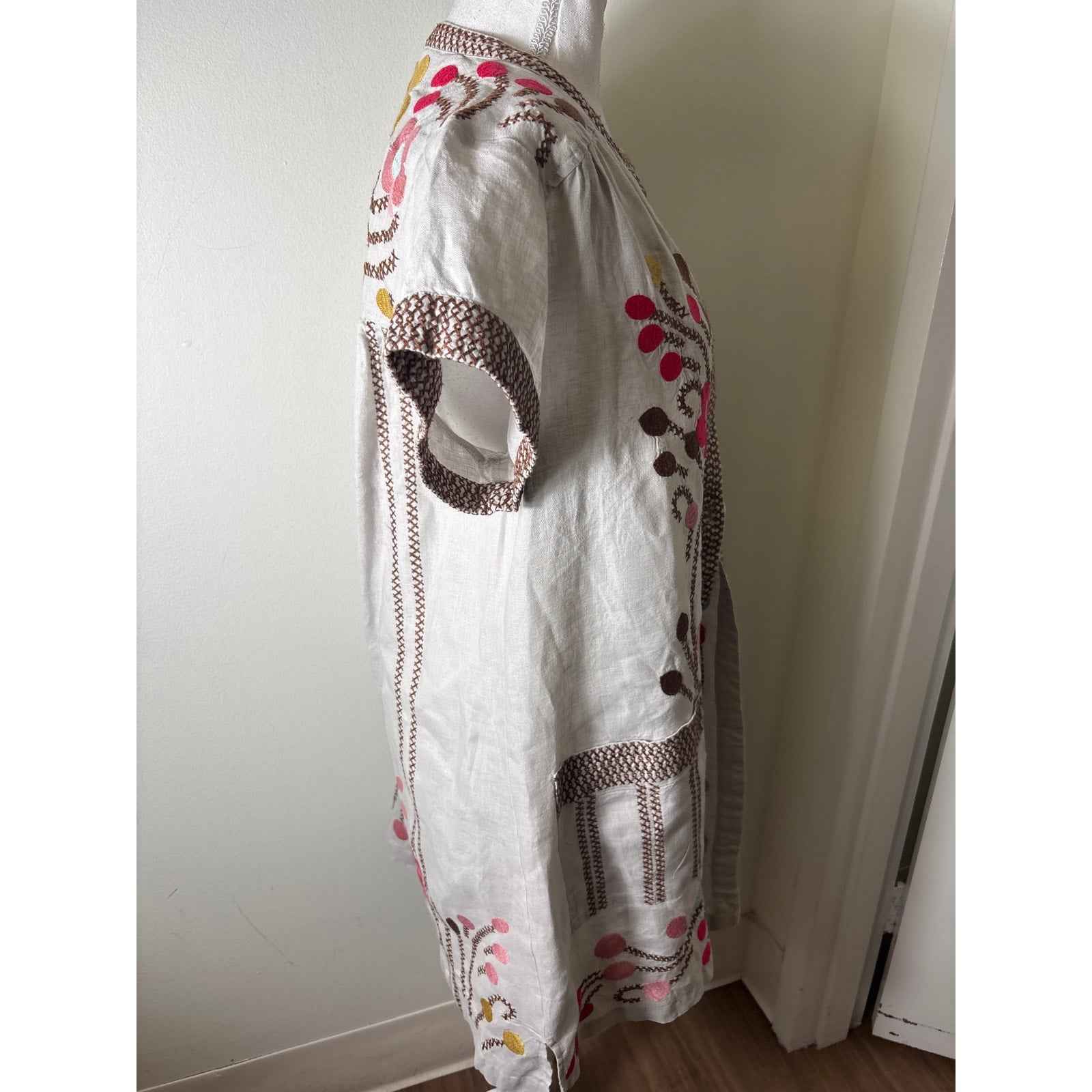 Johnny Was Gray Brown Floral Embroidered Short Sleeve Knee Length Dress Sz S