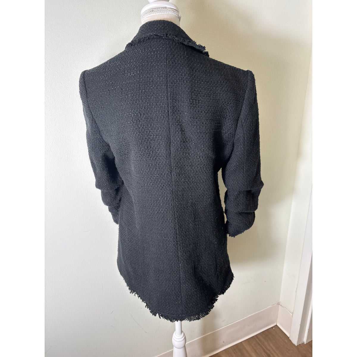 Cinq a Sept Black Tweed Long Ruched Sleeve Blazer Sz 4