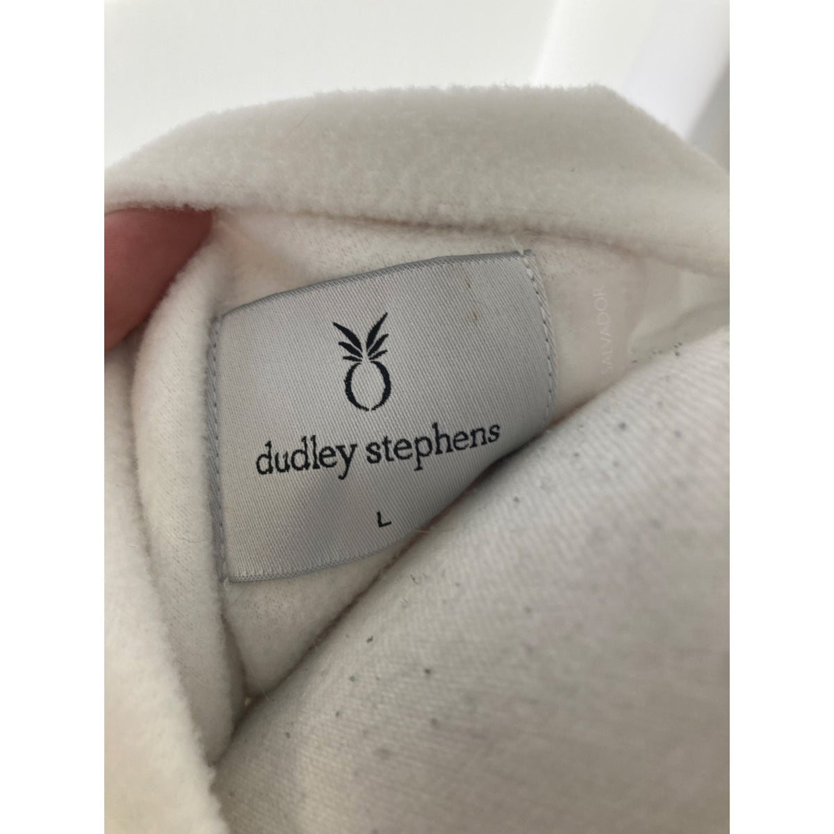 Dudley Stephens White Fleece Scallop Pullover Sz L
