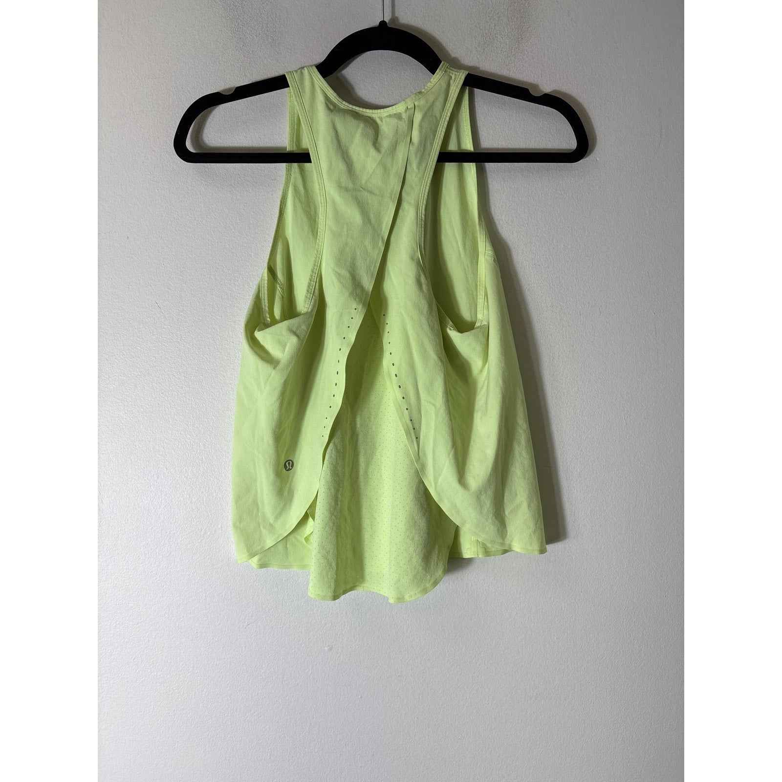 Lululemon Neon Yellow Athletic Top Sz (fits like) Sm