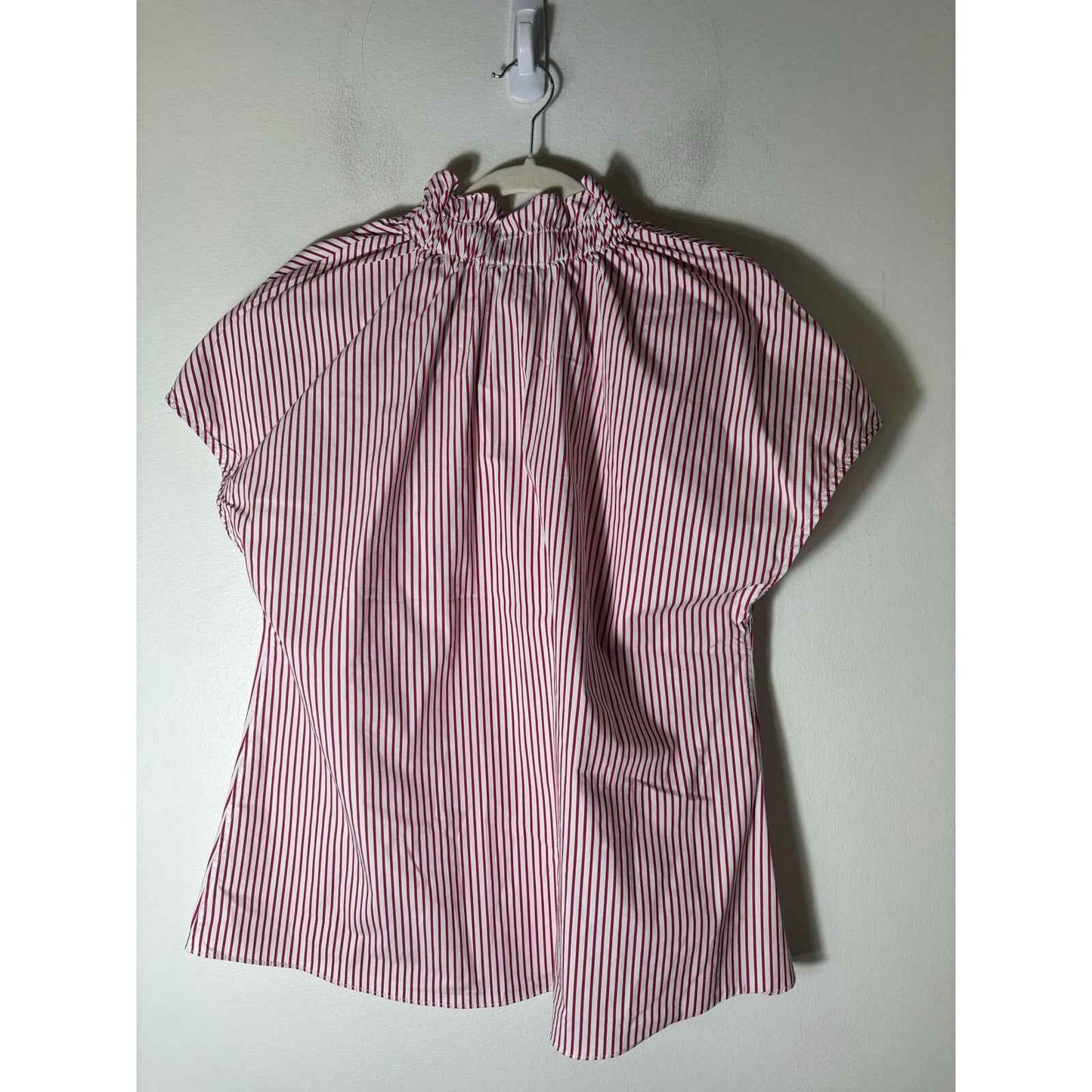 Pomander Place Red and White Stripe Ruffled Neck Shirt Sz M