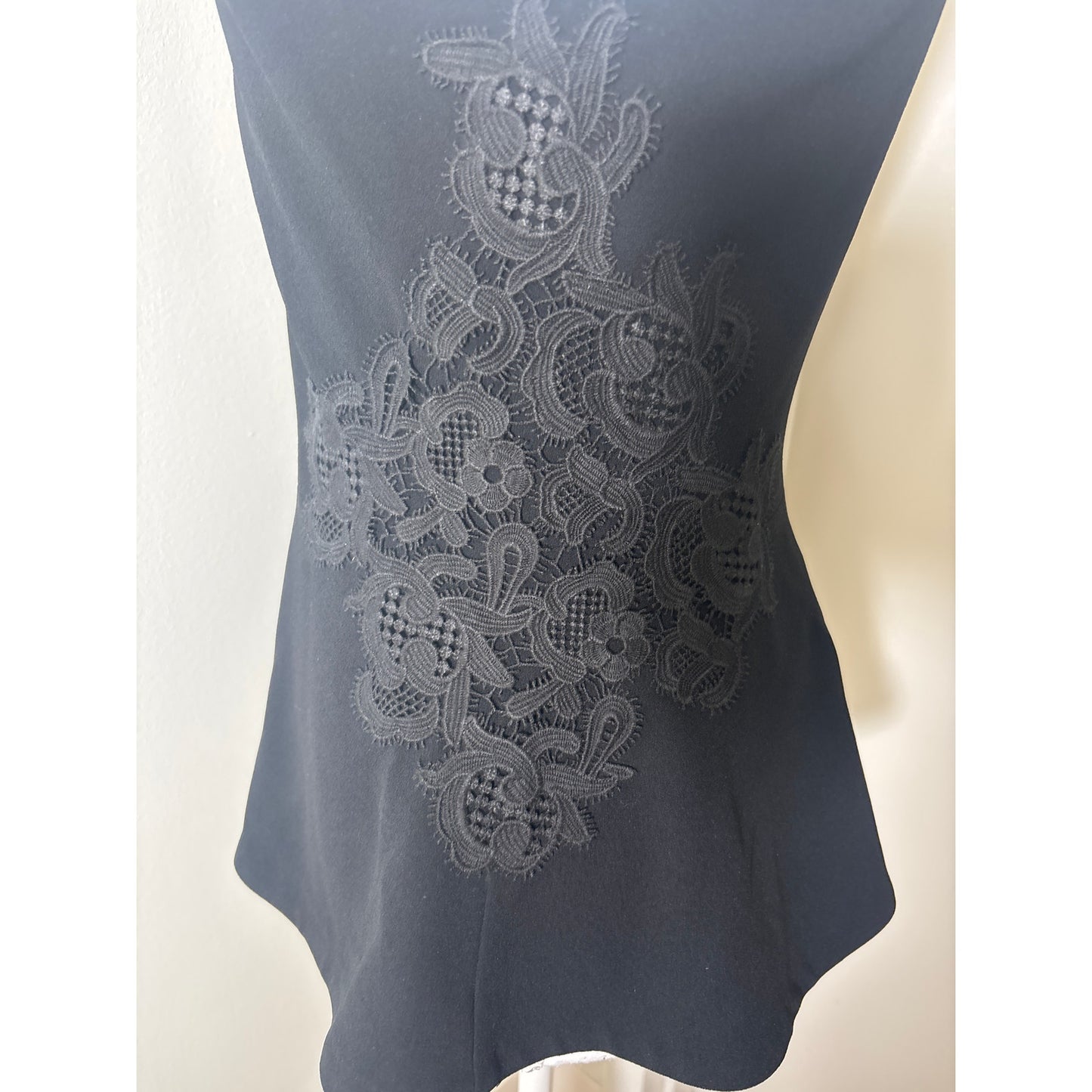 Rebecca Taylor Black Sleeveless Embroidered Peplum Top Sz 2