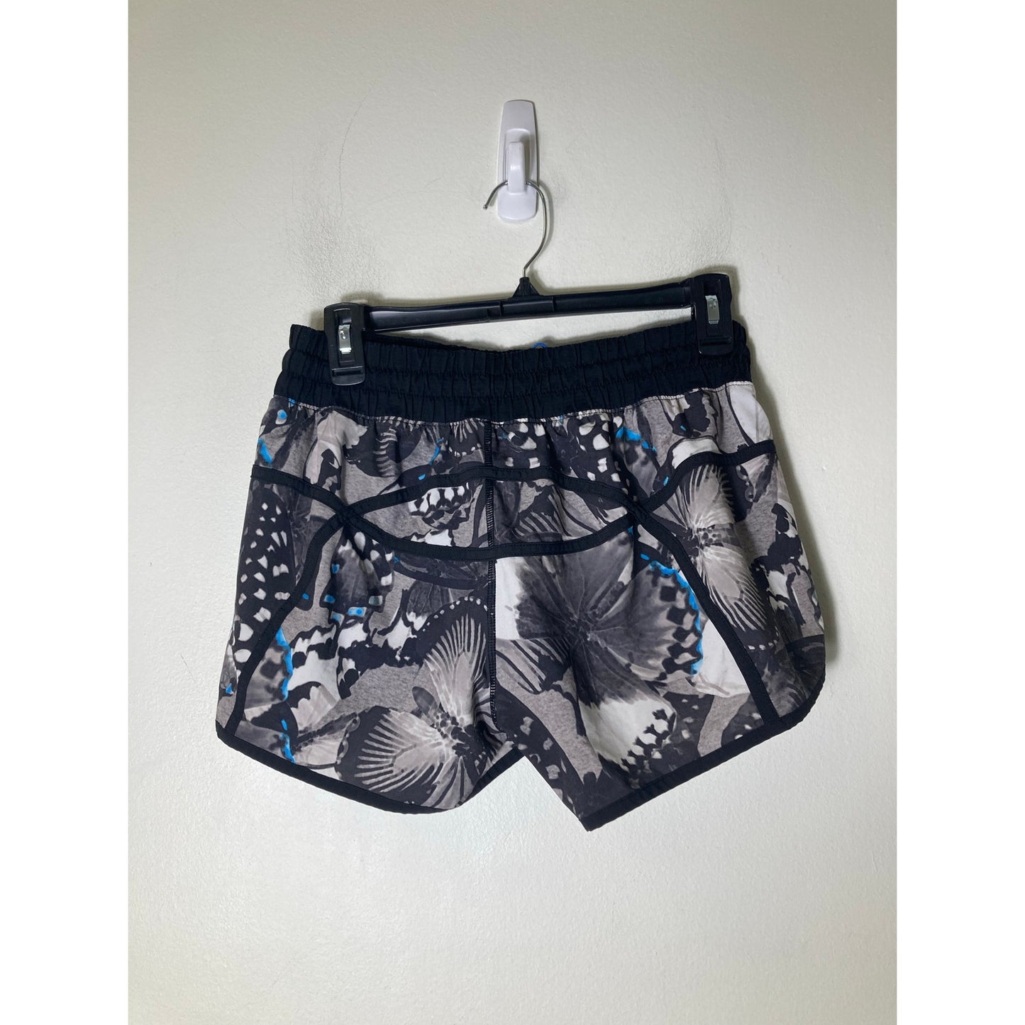 Lululemon Black Blue Gray Short Athletic Shorts Sz 8