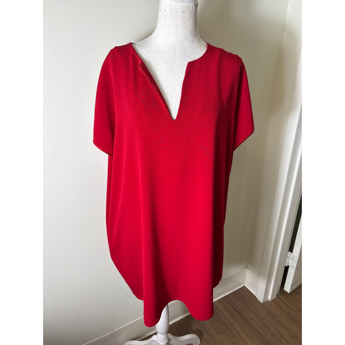 Diane von Furstenberg Classic Red Cap Sleeve V-Neck Dress Sz M