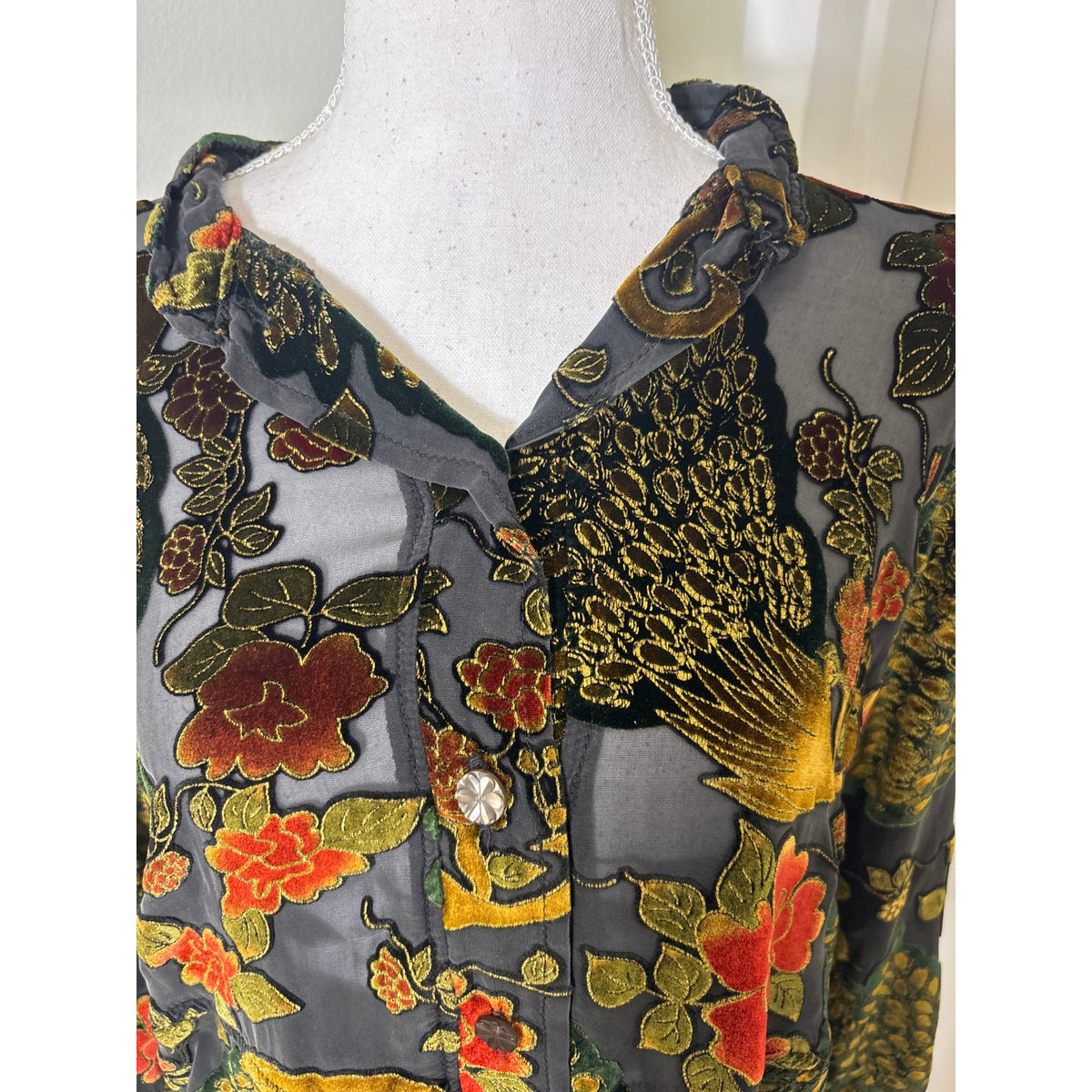 Uru Black Floral Velvet  Blouse sz 1 ( small)
