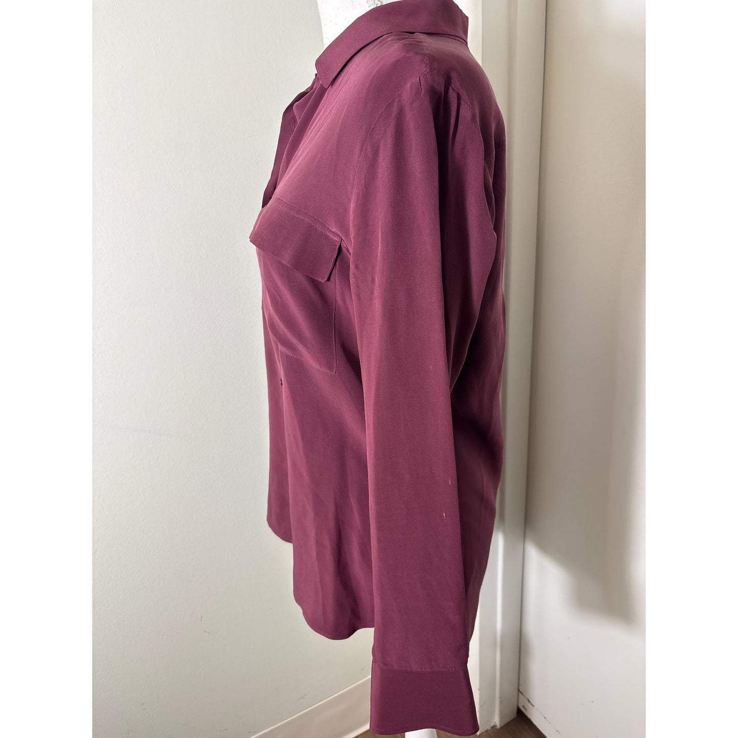 Equipment Femme Plum Long Sleeve Button Up Silk Shirt Sz M