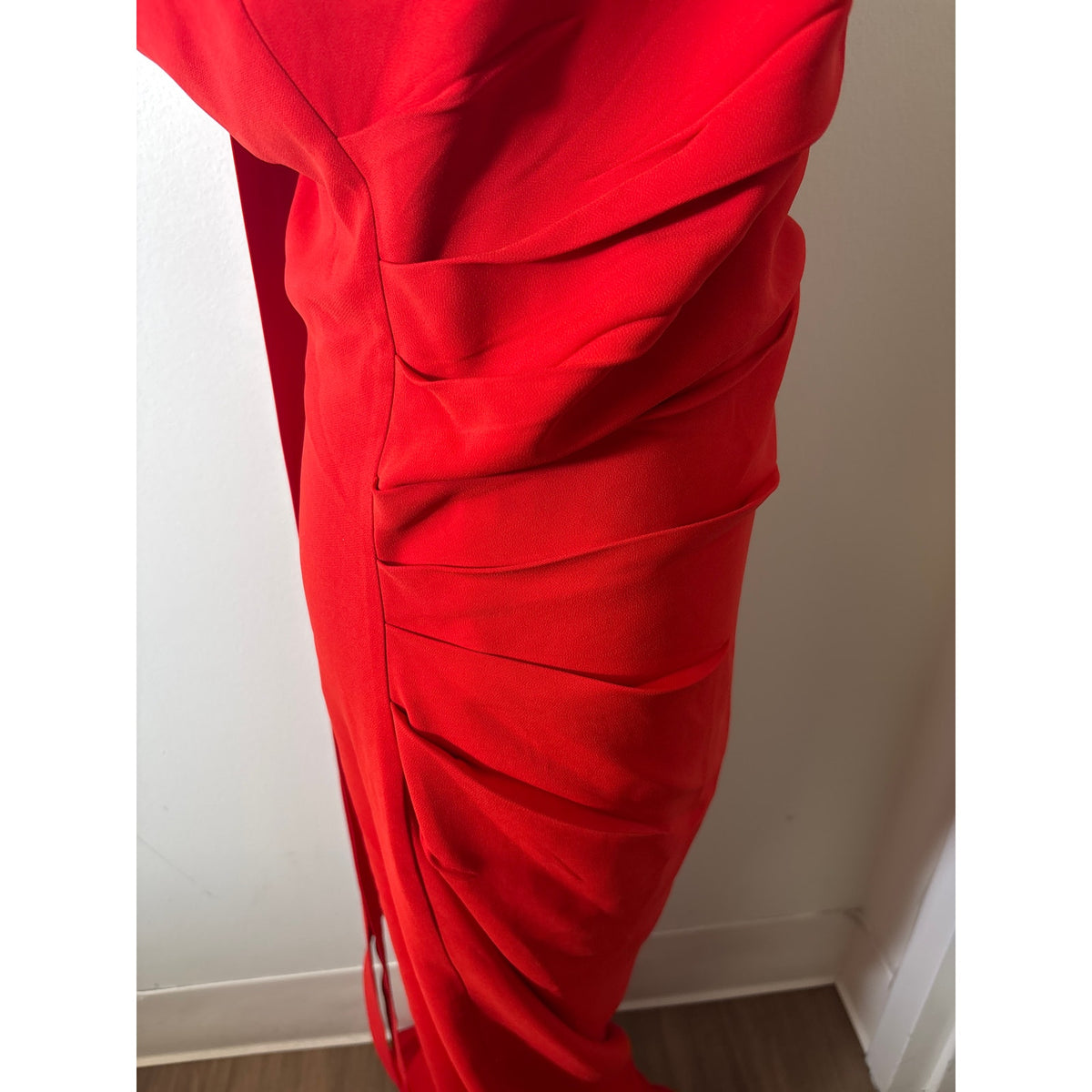 Mango MNG Capsule Red One Shoulder Floor Length Ruched Gown Sz 8