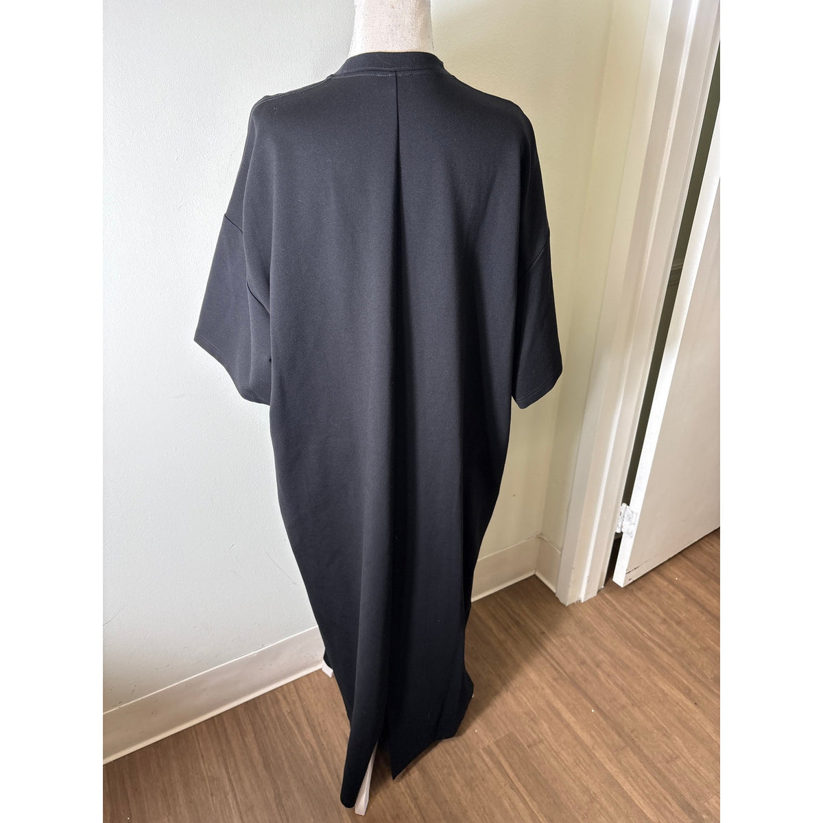 STUAD Black Short Sleeve Crew Neck Maxi Dress Sz M/L