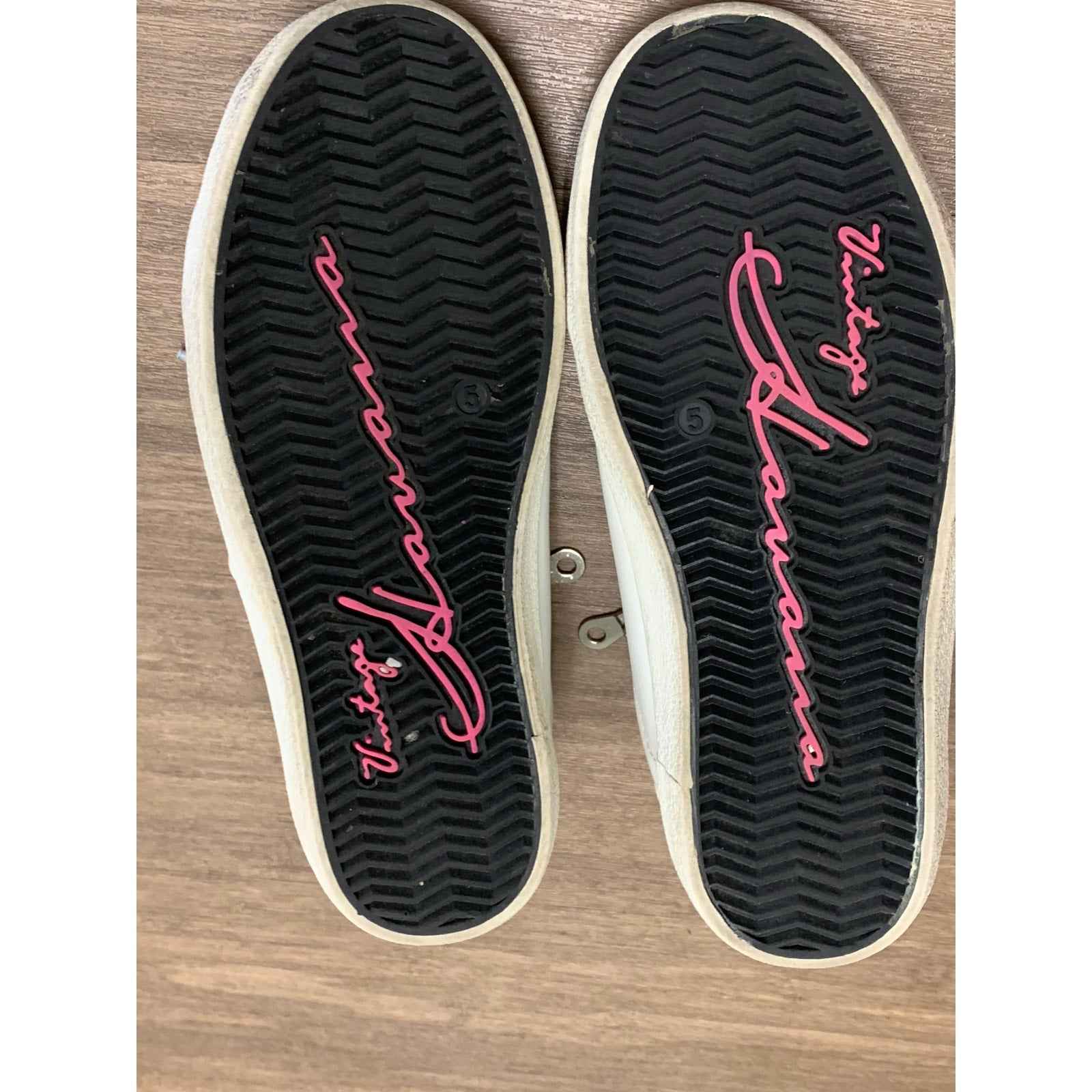 Girls/Woman's Size 5 Vintage Havannah White Gray Pink Sparkle Star Sz 5