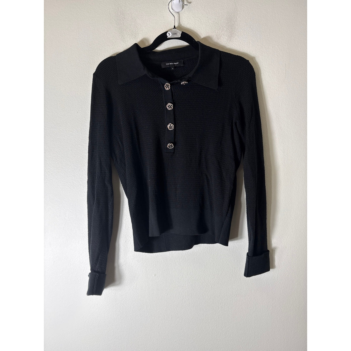 The Noli Shop Black Long Sleeve Collared Top Sz M