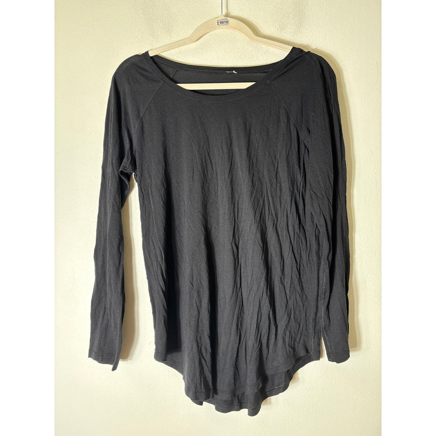 Lululemon Black Long Sleeve Wide Neck Light Weight Shirt Sz 8