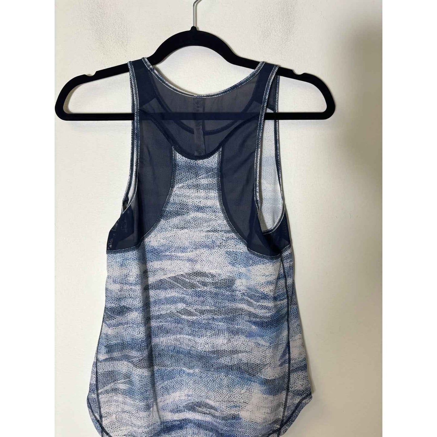 Lululemon Blue Mesh Athletic Top Sz 2