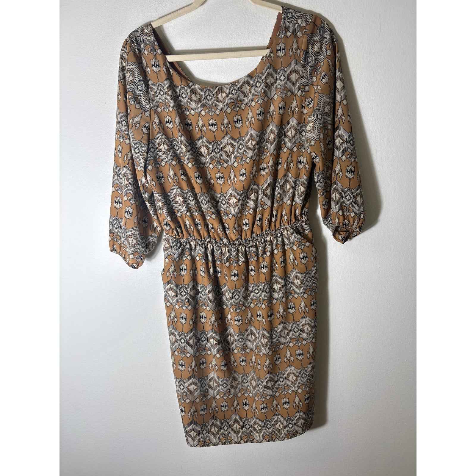 Cremieux Tan Black Print 3/4 Sleeve Wide Neck Knee Length Dress Sz M