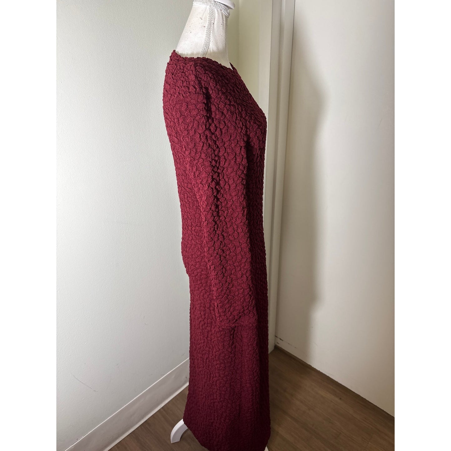 NWT Hyacinth House Dark Red Long Sleeve Textured Column Maxi Dress Sz S