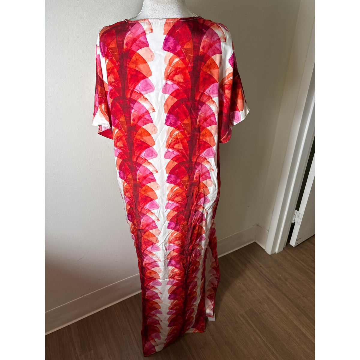 Marie Oliver Red and Pink Watercolor Caftan Sz S