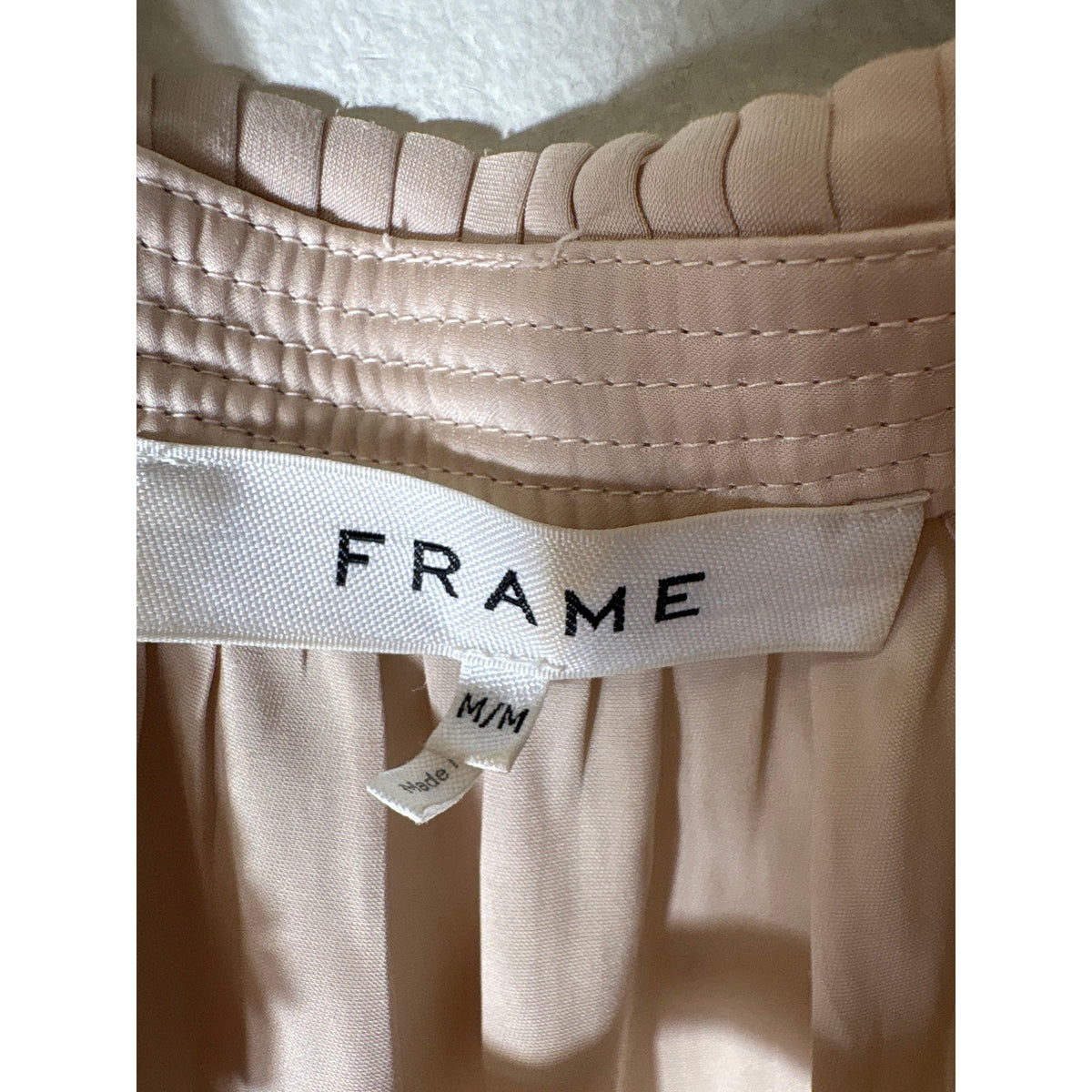 FRAME Champagne Sleeveless Pleated Fluttersleeve Top Sz M