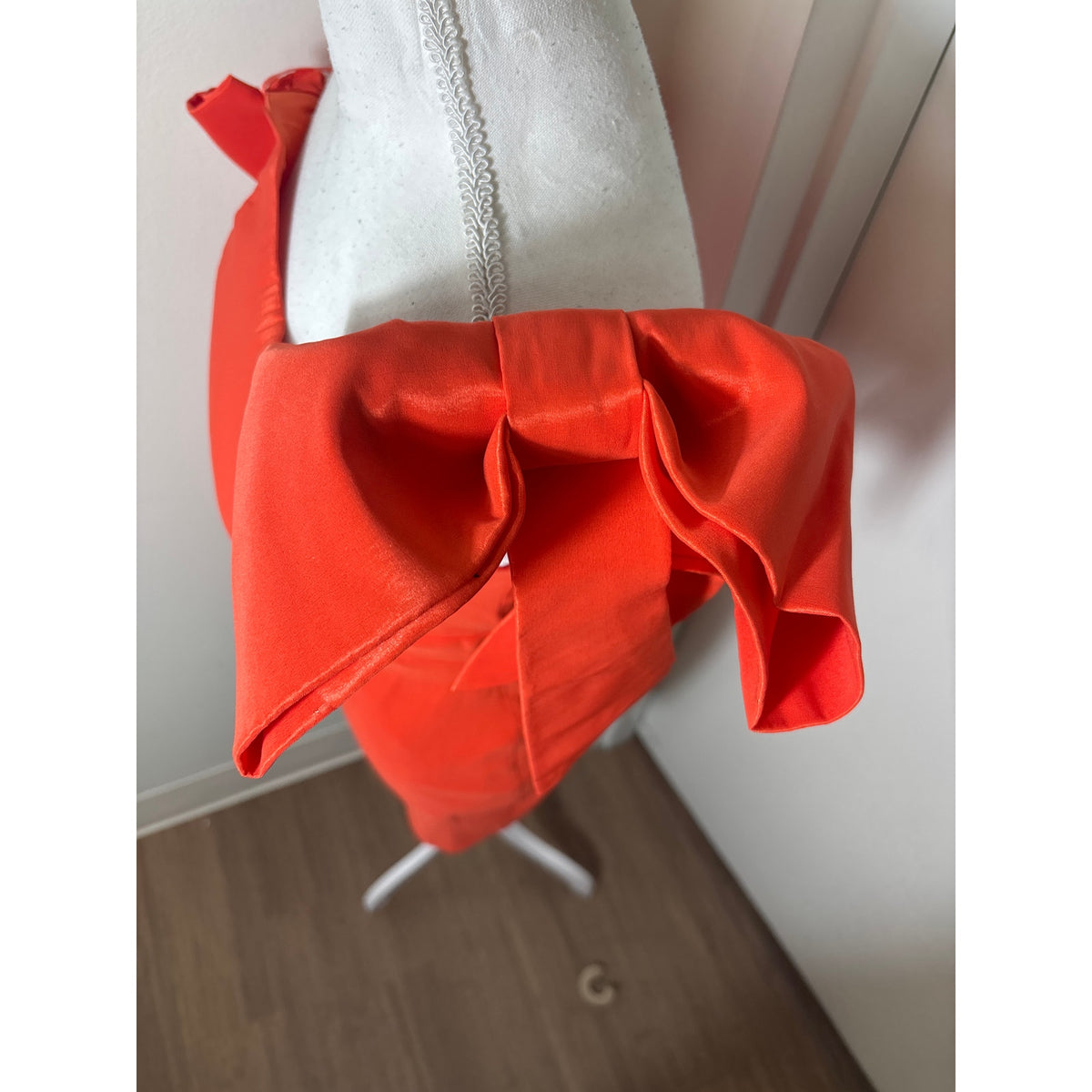 NWT Karlie Orange Shoulder Bow Mini Dress Sz M