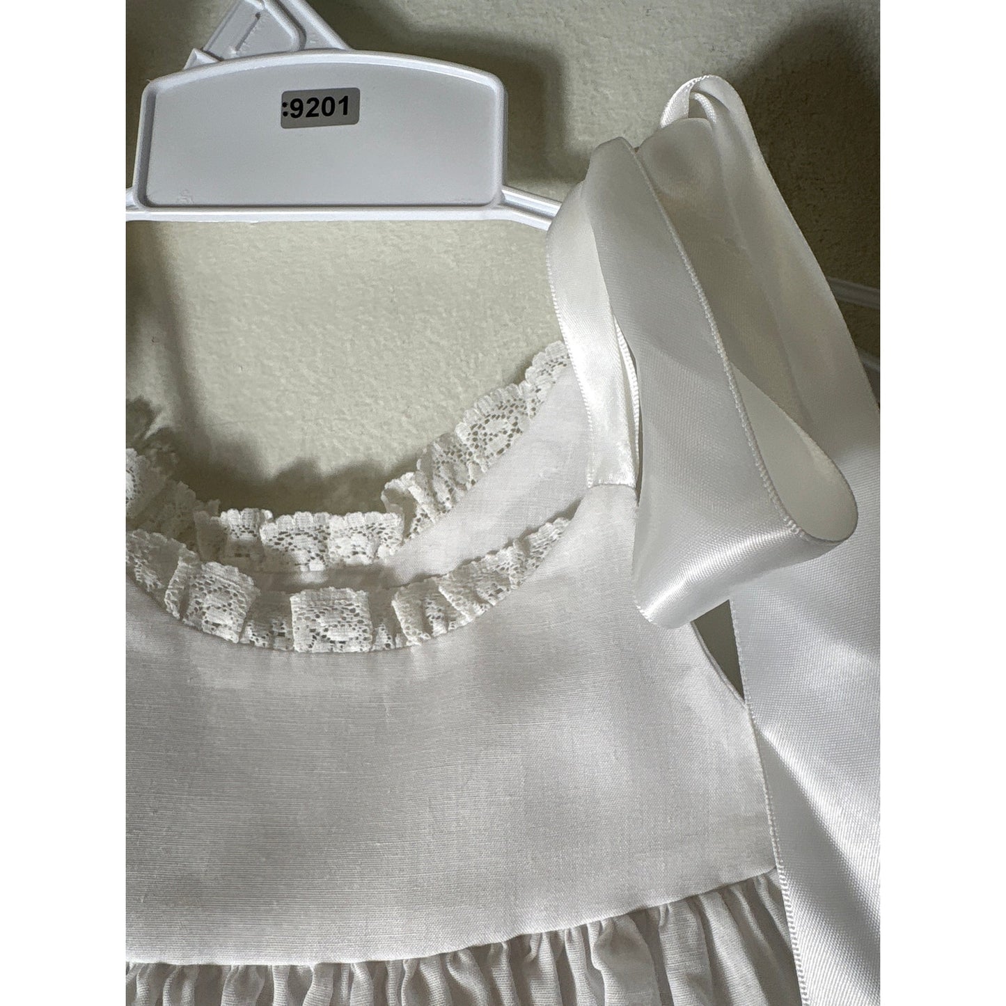 Girls Vintage Chabre White Two piece Set with Lace trim and Ribbon Ties Sz 9m