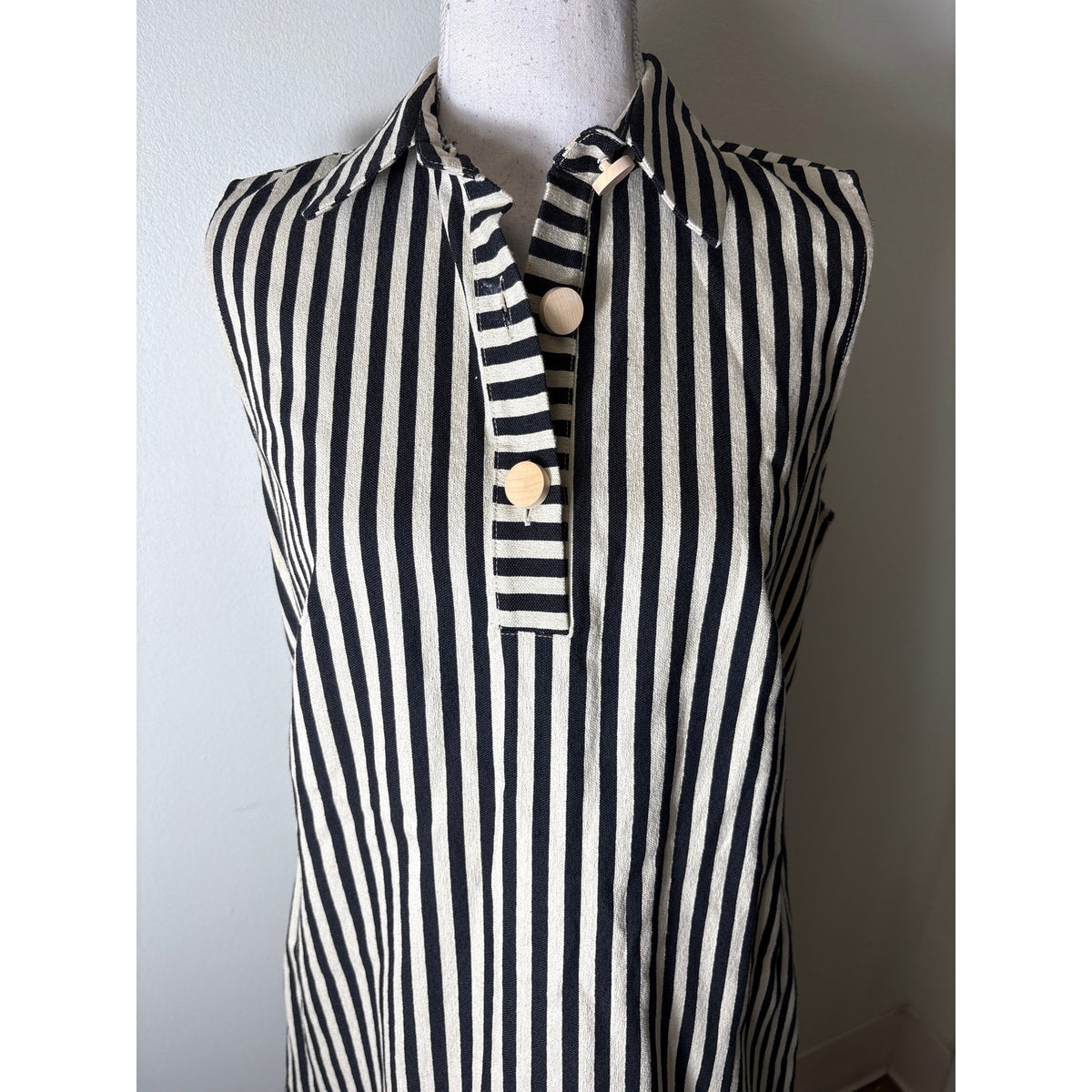 Pearl by Lela Rose Black and Cream Vertical Stripe Sleeveless Mini Dress Sz S
