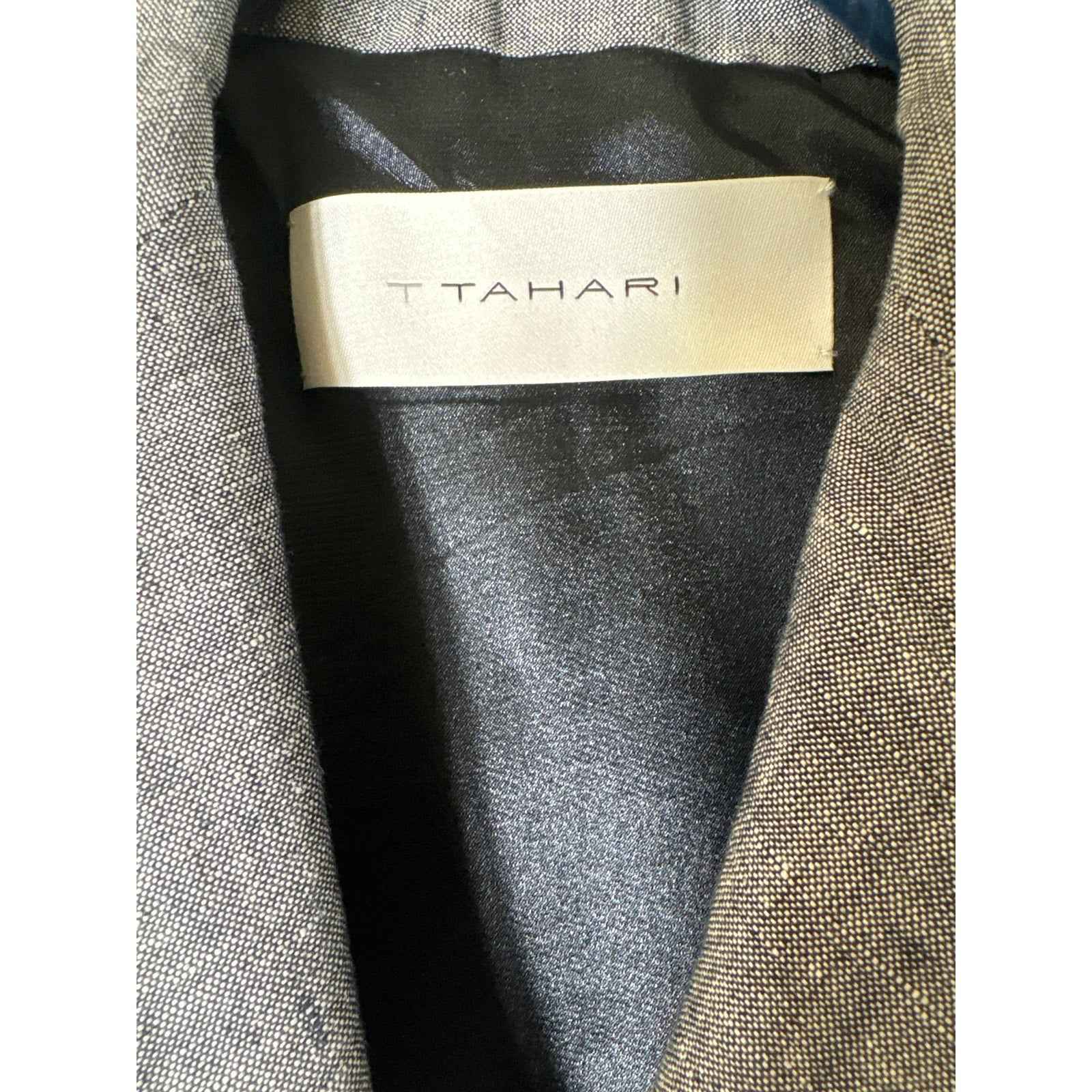 Tahari Gray Long Sleeve Snap Front Blazer Sz 0
