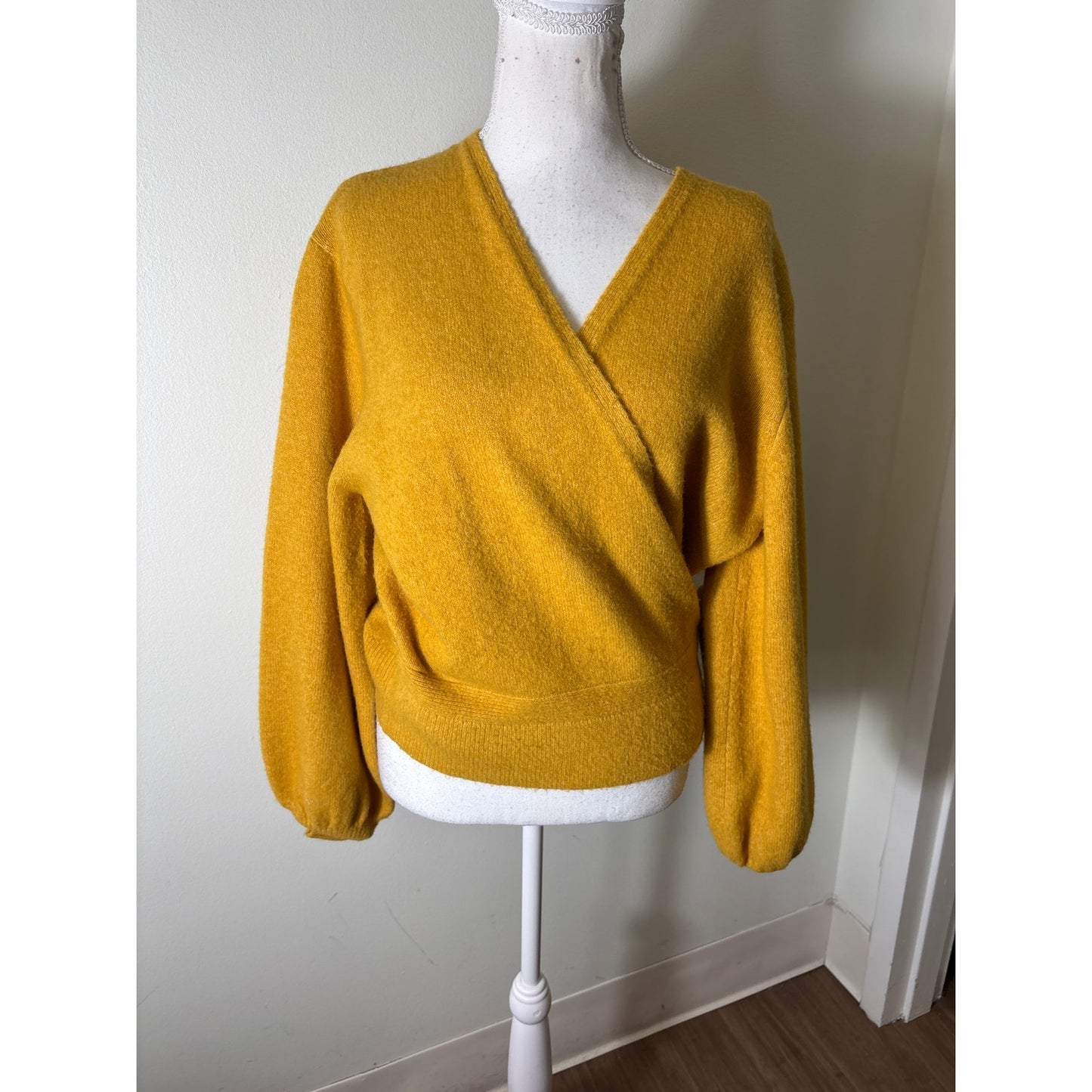 Los Angeles & Other Stories Mustard Yellow Long Sleeve Wrap Sweater Sz L