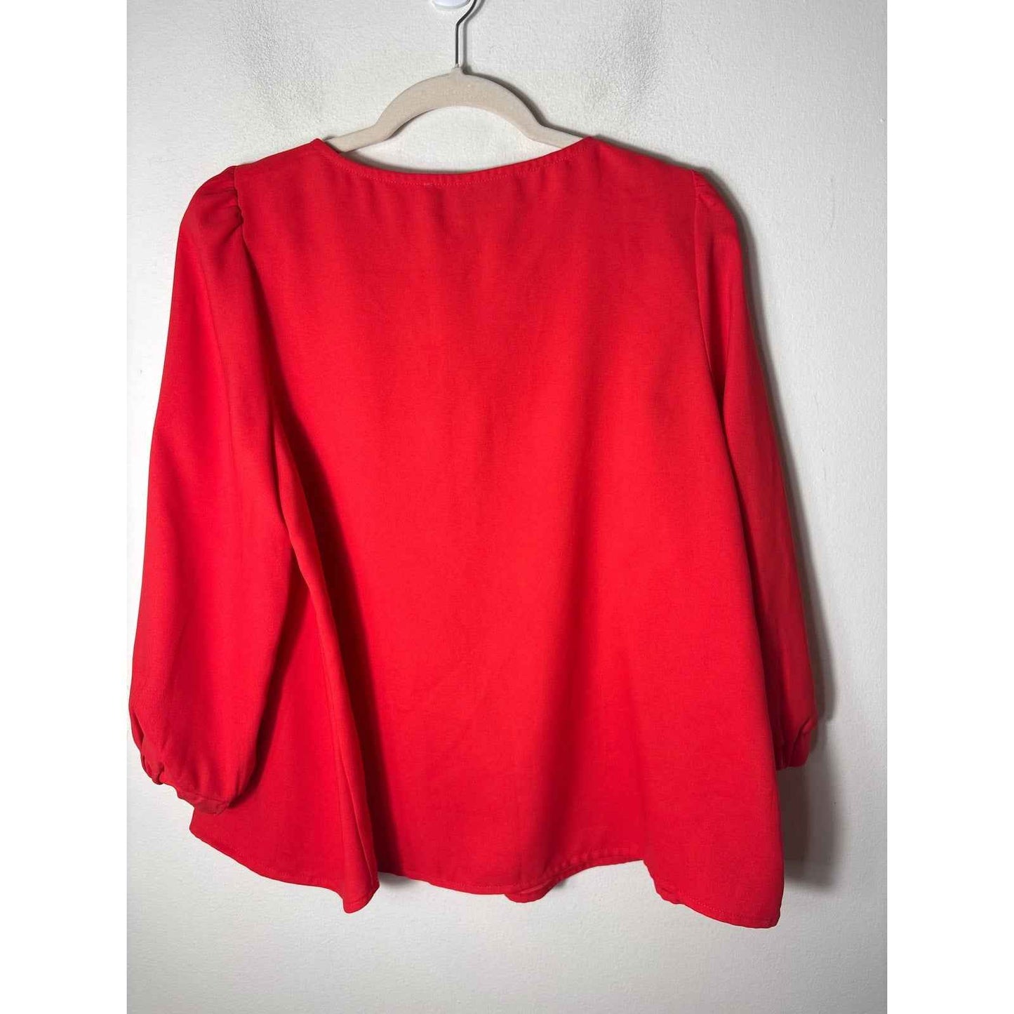 Tuckernuck Red V Neck Top Sz M