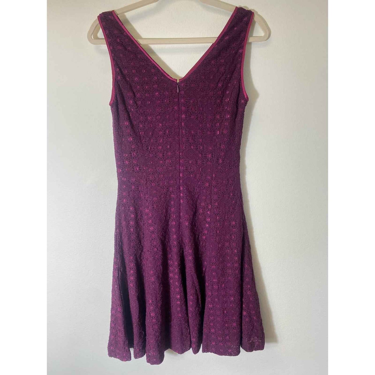 Etcetera Maroon Sleeveless V-Neck A-Line Crochet Lace Dress Sz 2