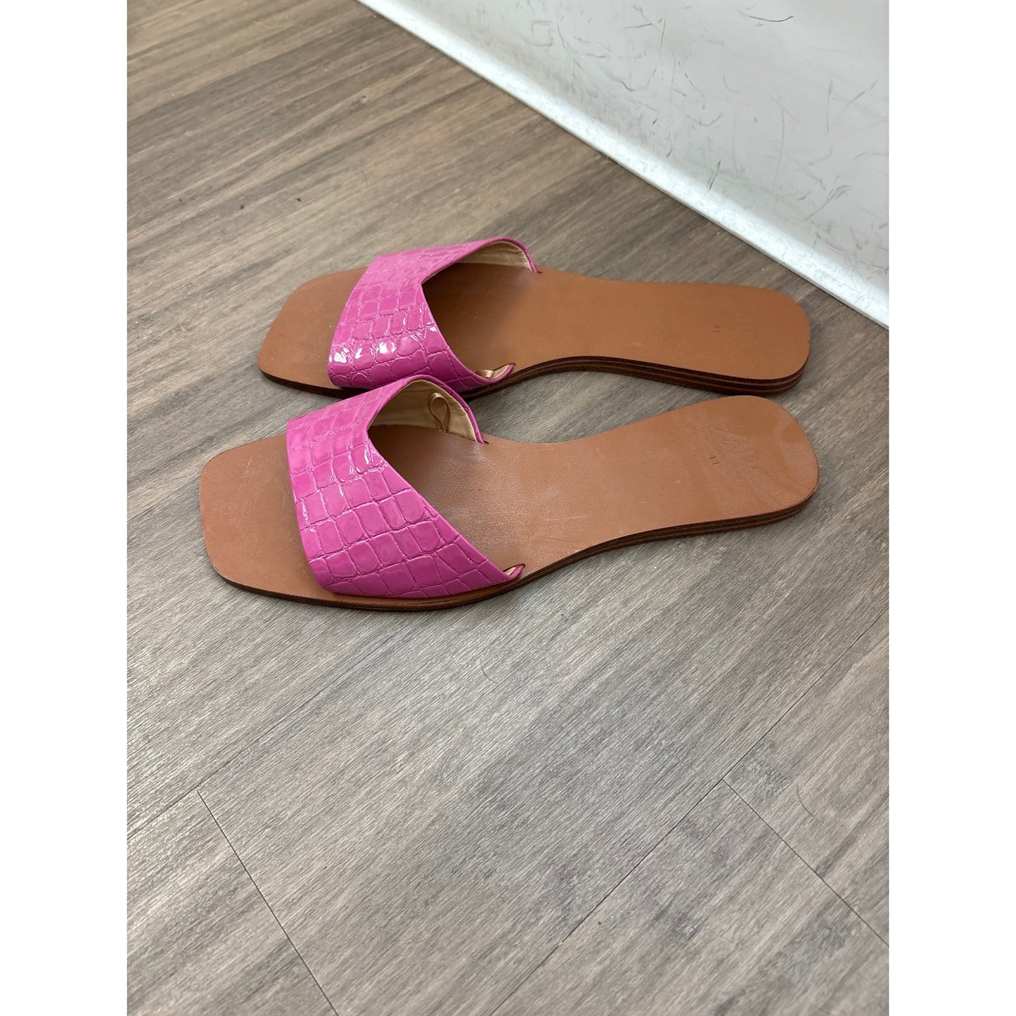 Zara Pink Faux Croc Slides Sz 10.5 (41)