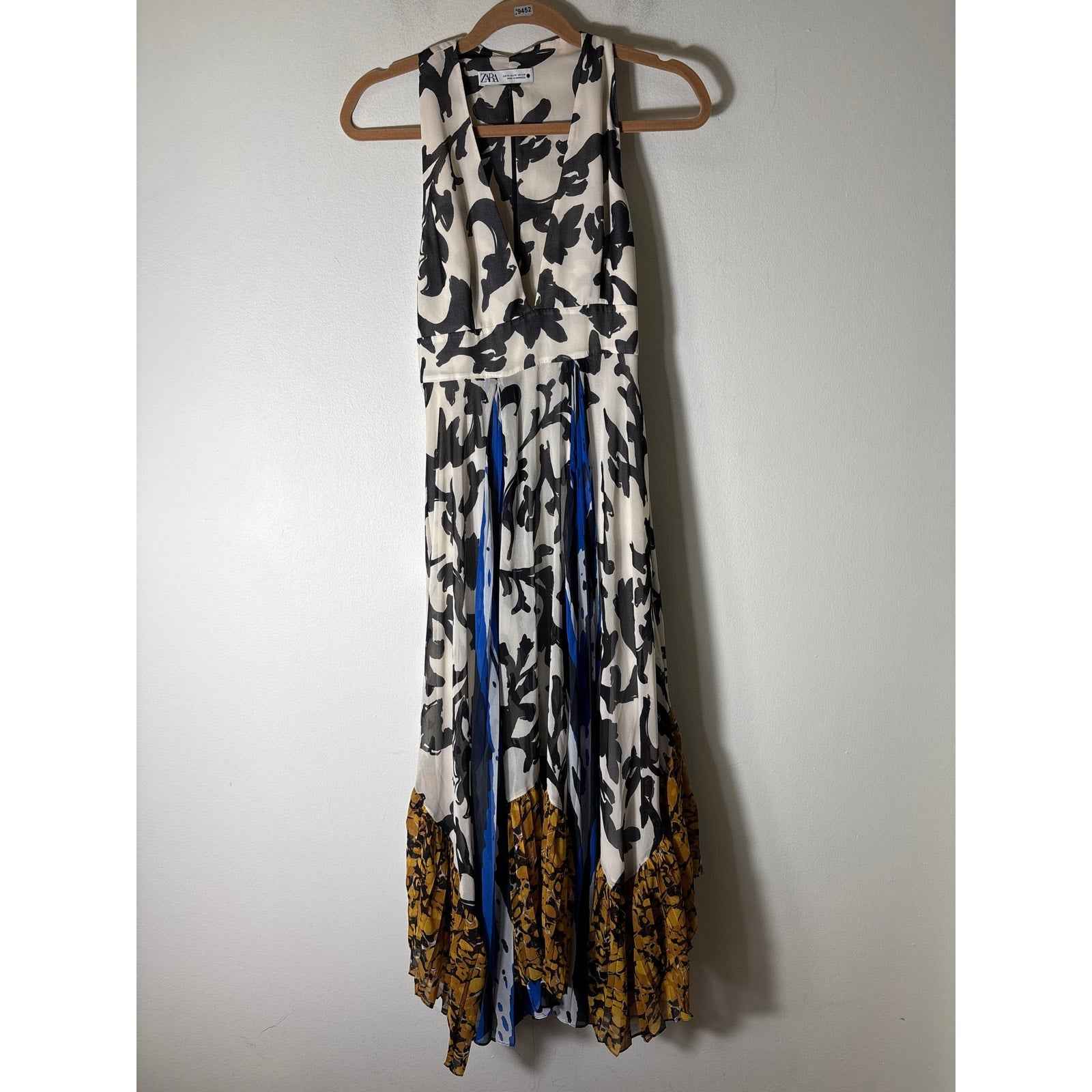Zara Black White Sleeveless V-Neck Flowy Maxi Dress sz M