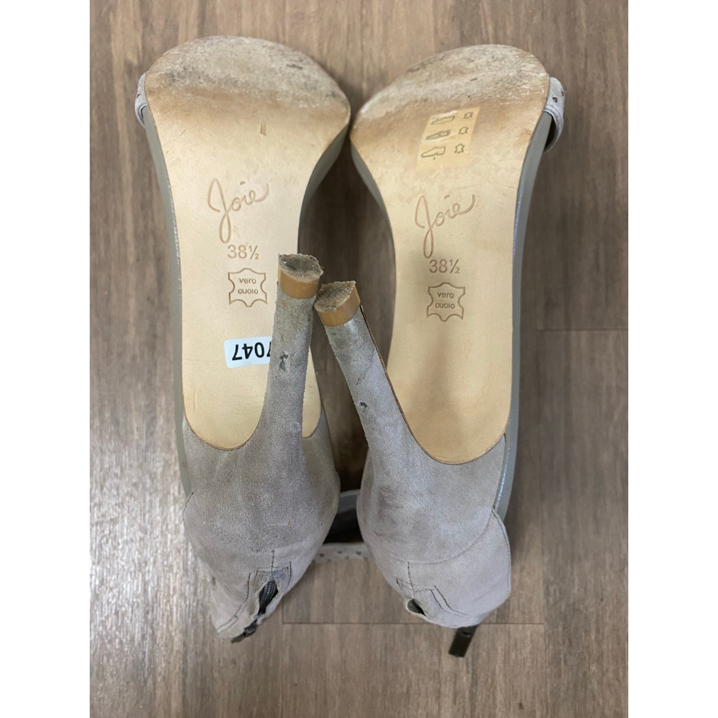 Cleere Closet | New & Used Designer Clothing, Shoes, Bags & Jewelry for All