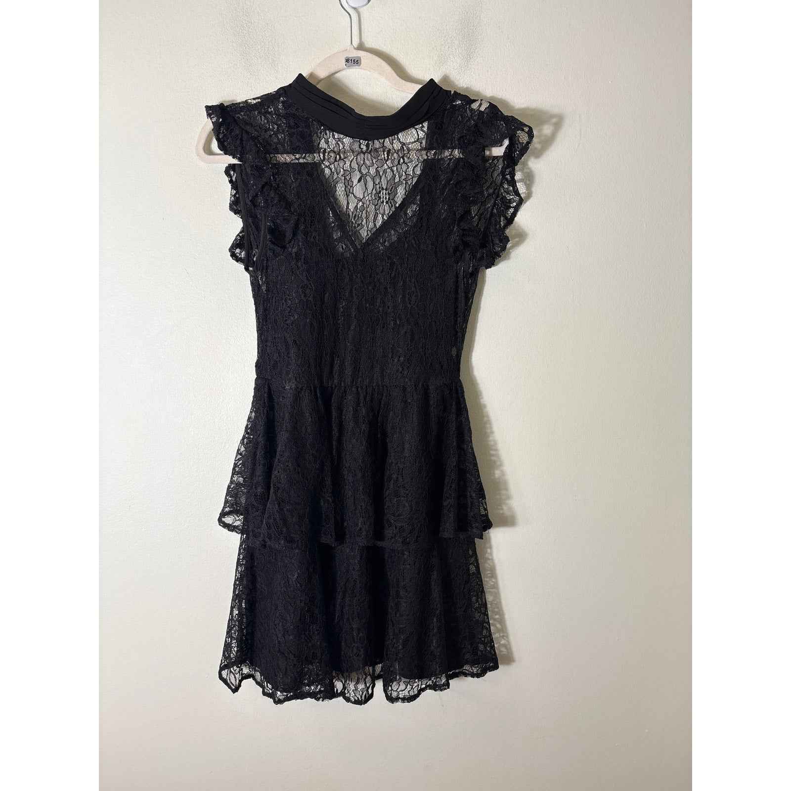 BCBG Max Azria Black Lace Sleeveless Peplum Top Sz S