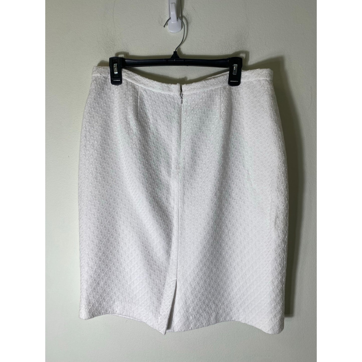 Donna Rae White Textured Pencil Skirt Sz 14