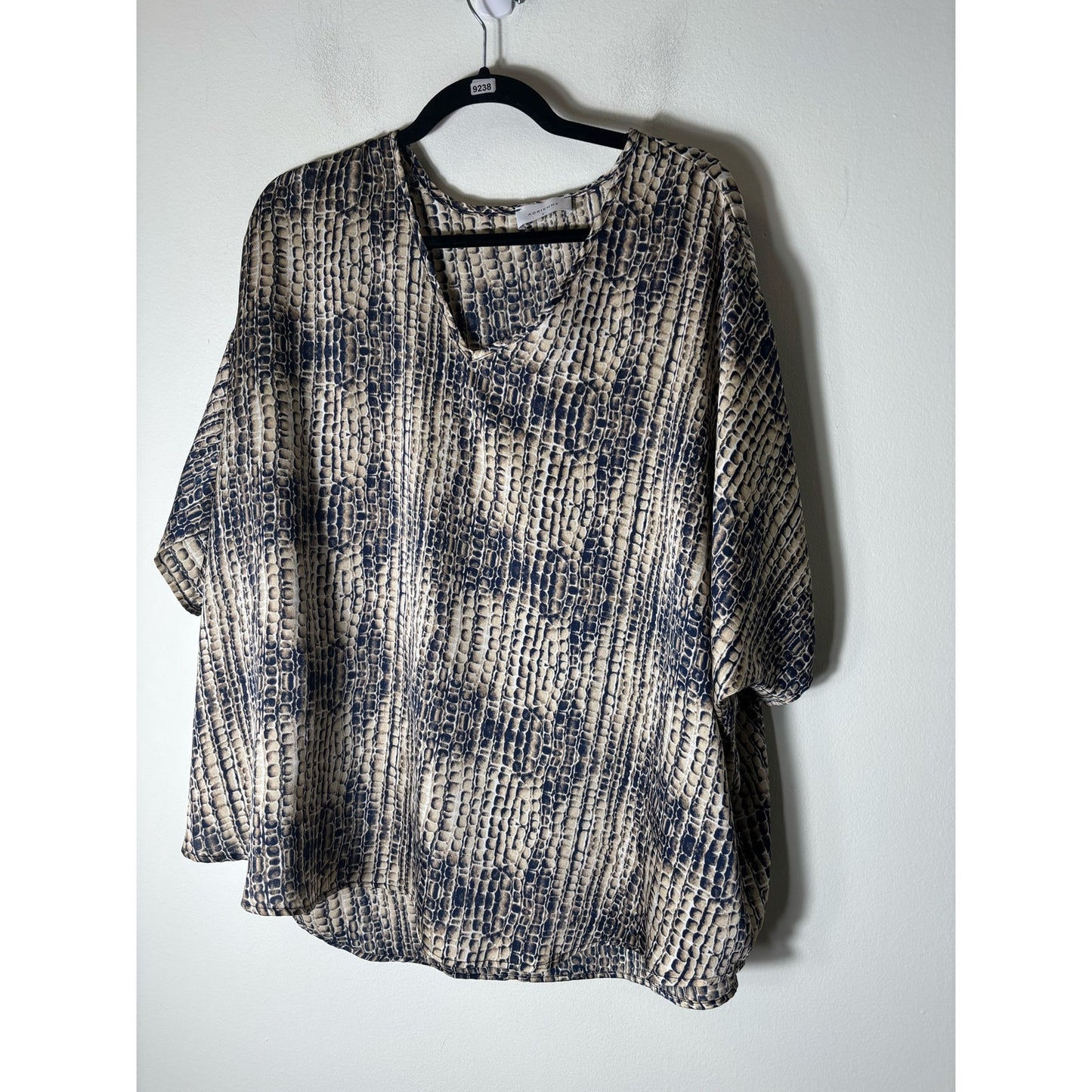 Adrienne Tan Black Print Short Sleeve V-Neck Top Sz S