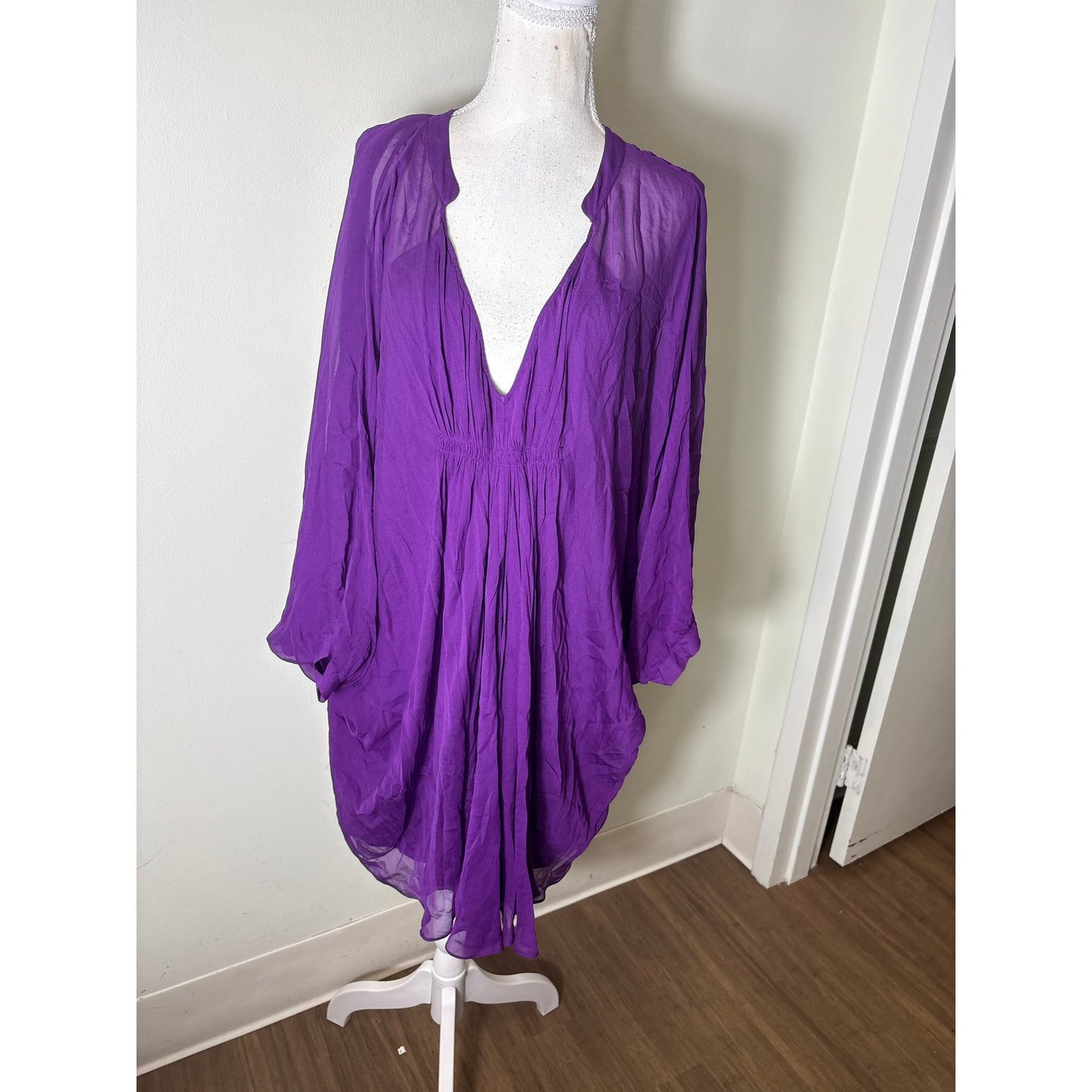 Diane Von Furstenberg Vintage Purple V-Neck Special Occasion Cape Dress Sz 12