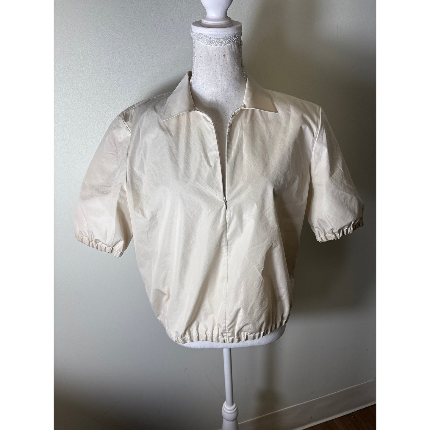 Tory Burch Light Stone/Khaki Zip Front Top Sz 8