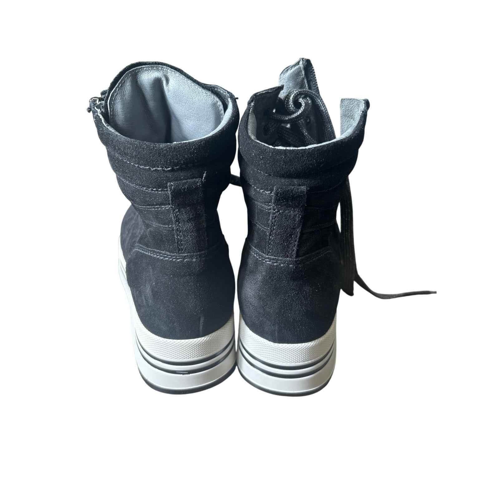 NWOB Nero Giardini Black Suede Stacked Boots Sz 38 (7.5)