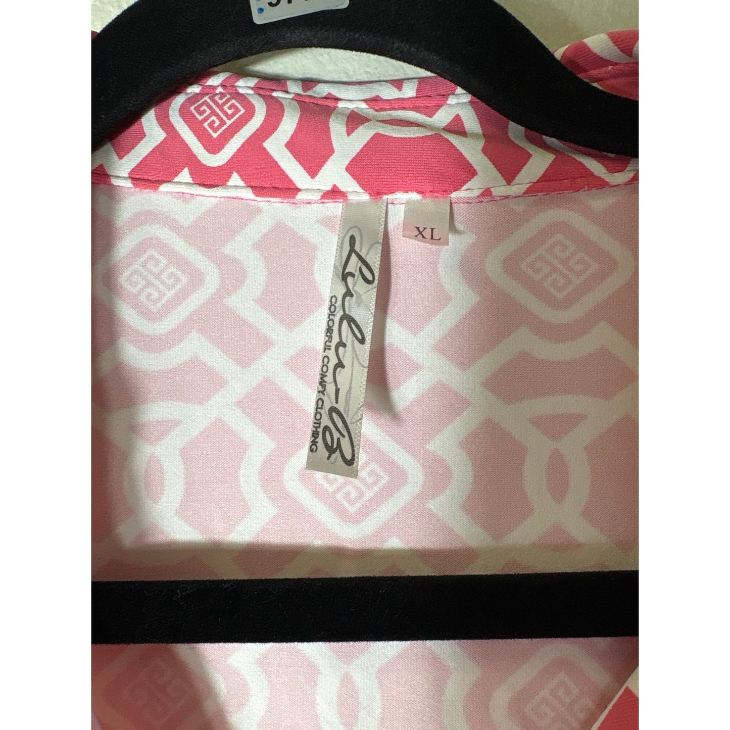 Lulu B Pink and White Button Up Shirt Sz XL