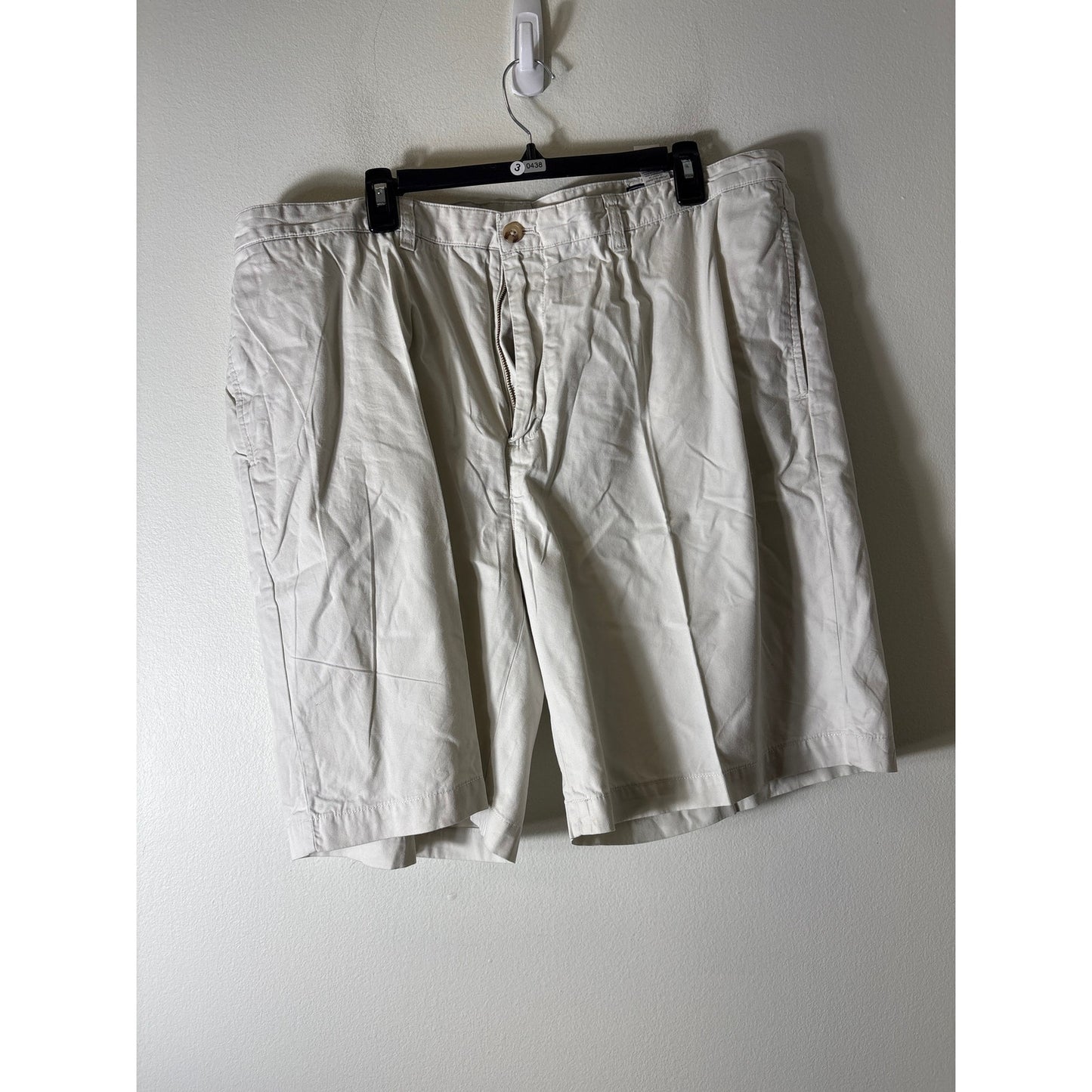 Mens Vineyard Vines Beige Flat Front Shorts Sz 42