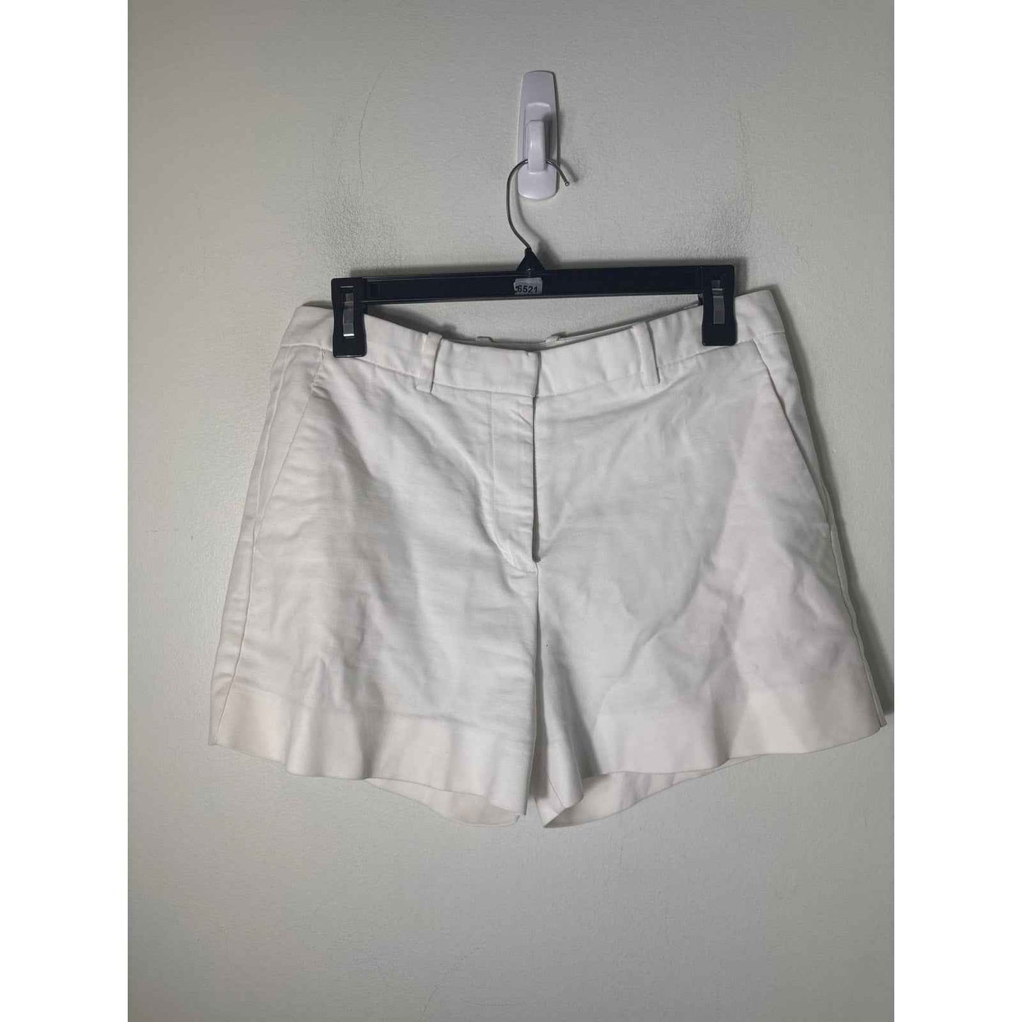 Gap Flat Front White Shorts Sz 6R