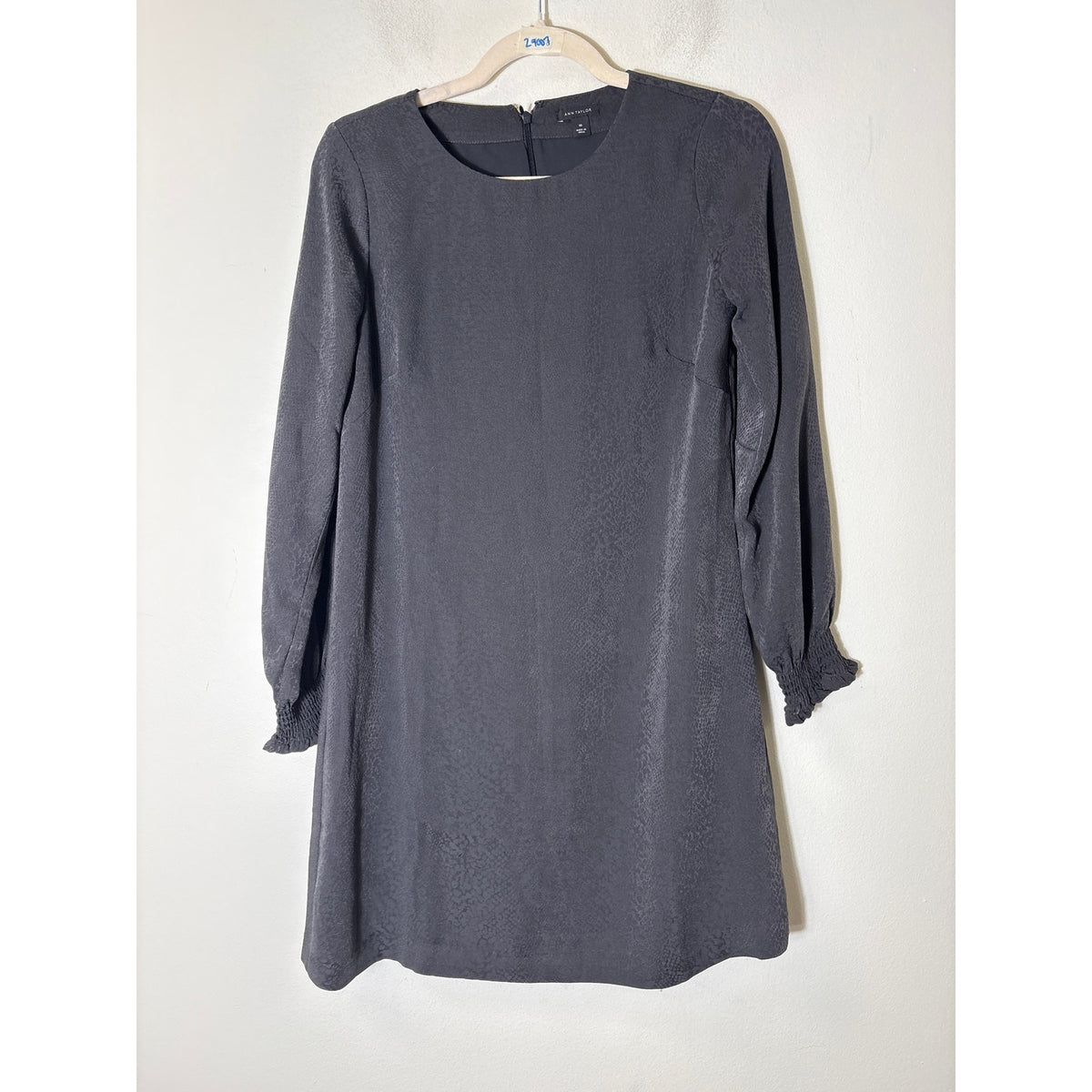 Ann Taylor Charcoal Long Sleeve Knee Length Shift Dress Sz 00