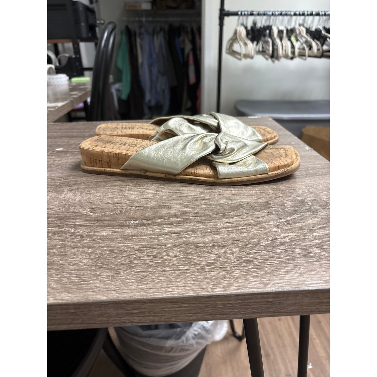 Aerosoles Gold Criss Cross Cork Flats Sz 10.5