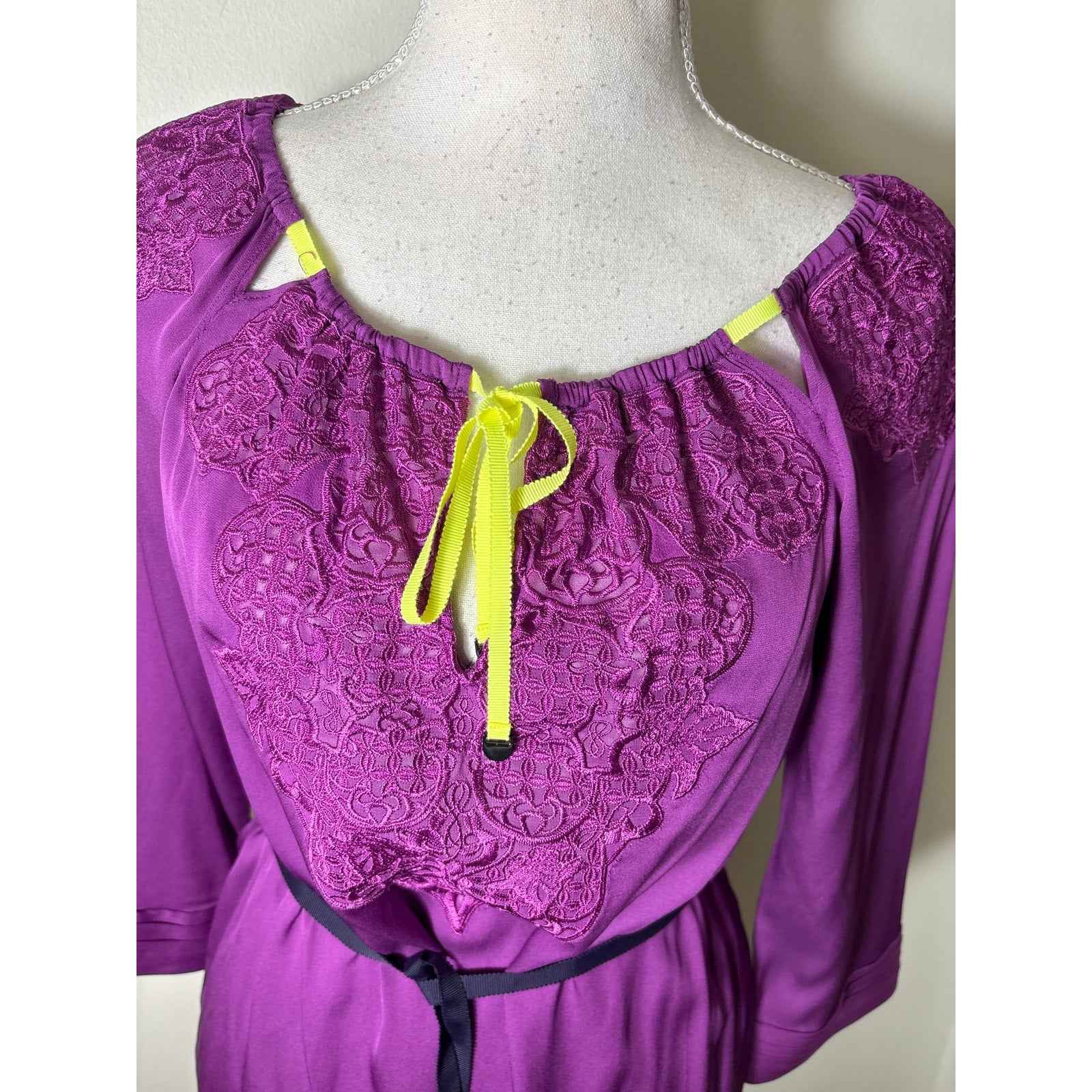 Elie Tahari Purple and Neon Yellow Long Sleeve Embroidered Silk Blouse Sz XS
