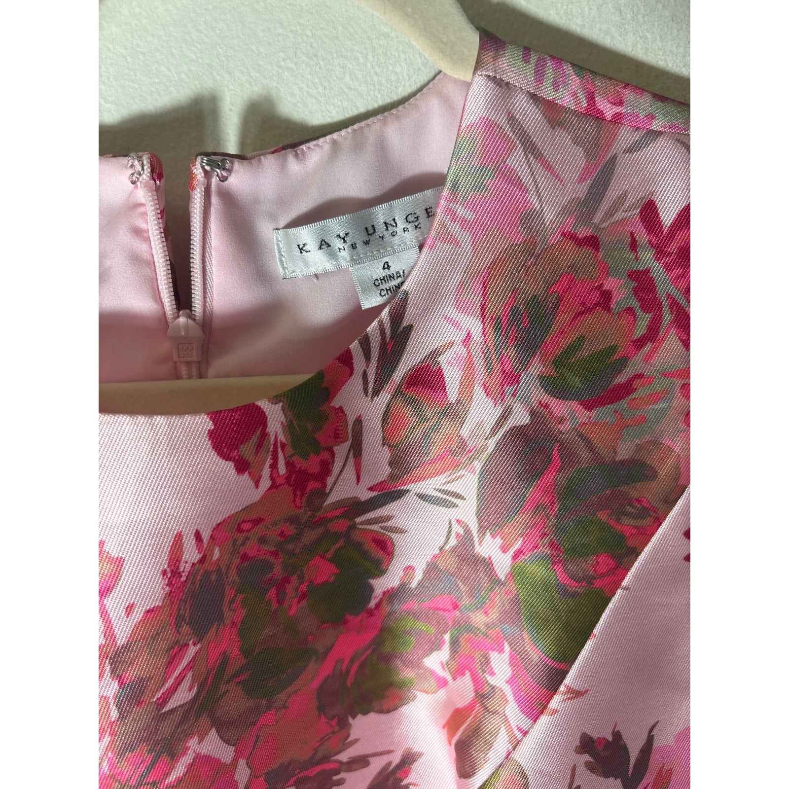 Kay Unger Pink Floral Sleeveless Knee Length Dress Sz 4