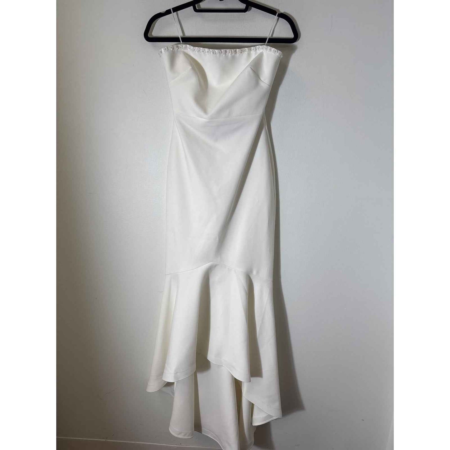 NWT Likely Ivory Strapless Fit and Flare "Norma" Formal Gown Sz 4