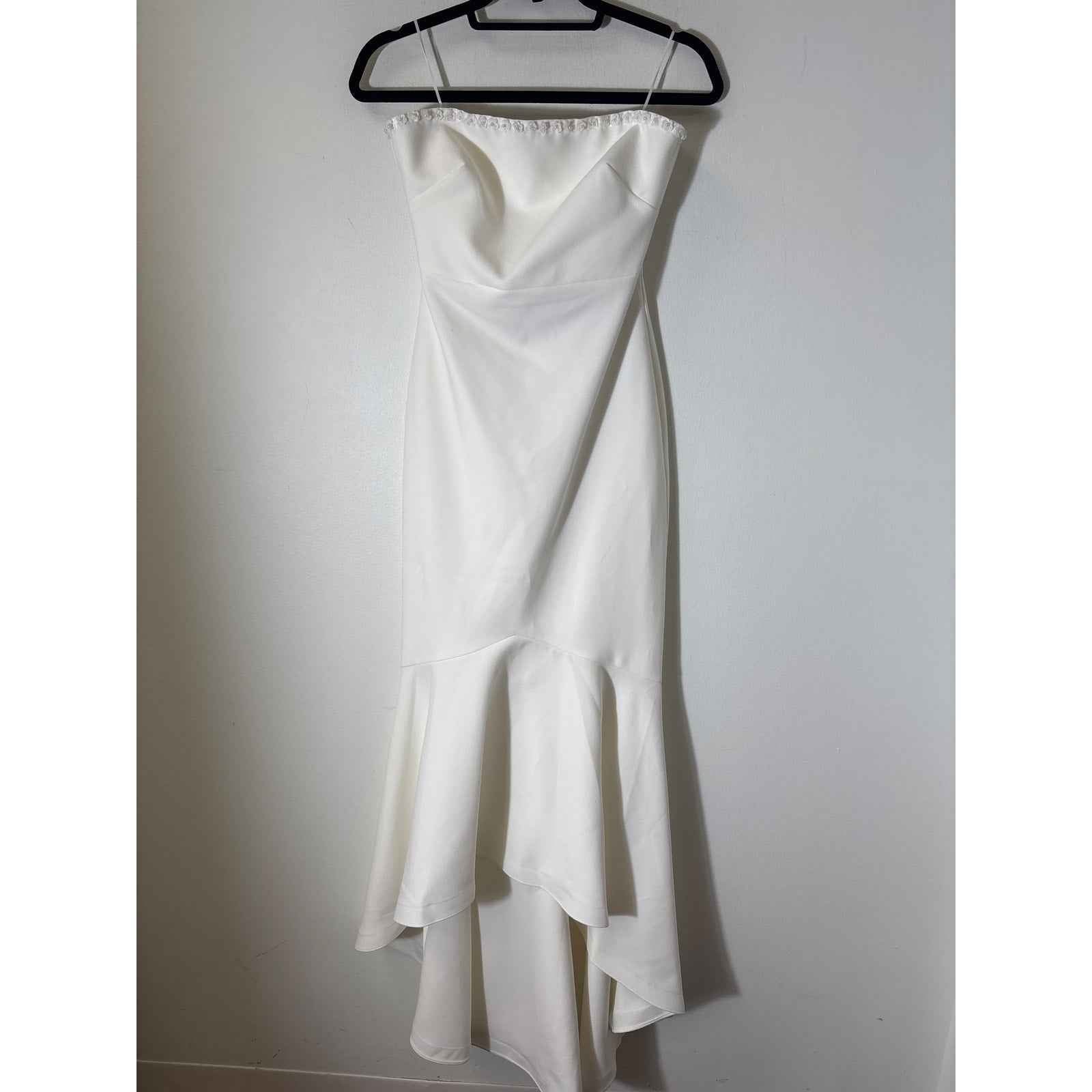 NWT Likely Ivory Strapless Fit and Flare "Norma" Formal Gown Sz 4