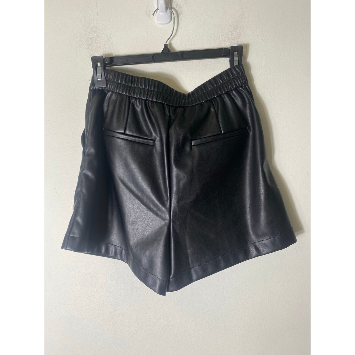 Steve Madden Black Faux Leather Short Shorts Sz S